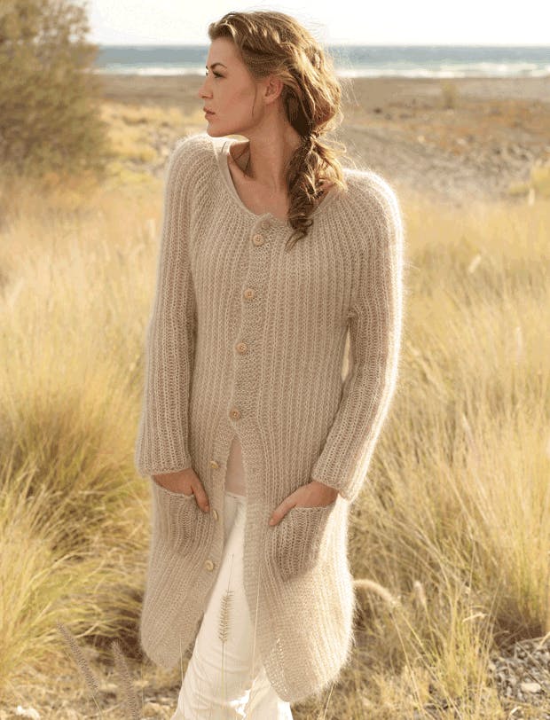 https://imgix.femina.dk/1118-strik-jakke-copy.png