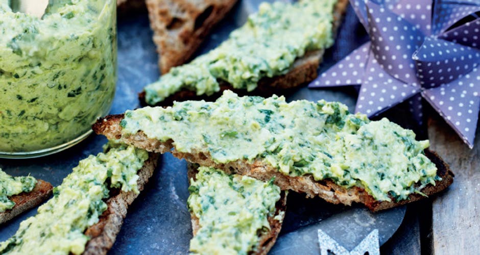 https://imgix.femina.dk/1449-juletapas-crostini-copy.jpg