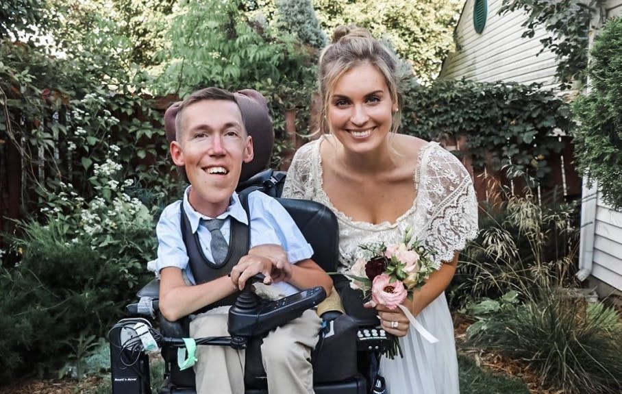 https://imgix.femina.dk/2021-03-18/shane.jpg