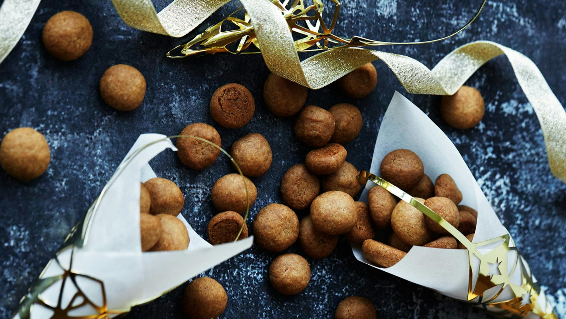 Pebernødder: Få den klassiske opskrift på gammeldags pebernødder her.