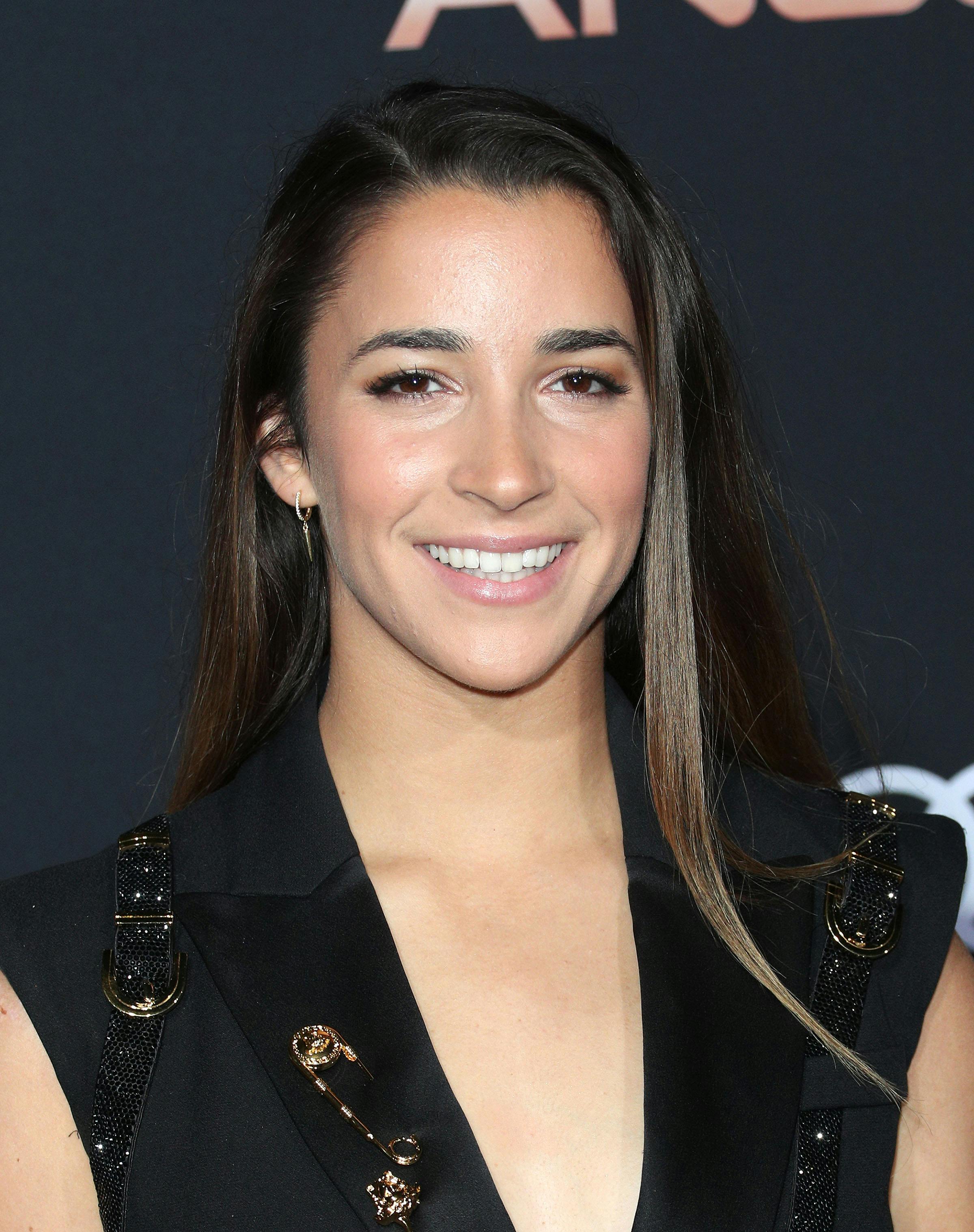 https://imgix.femina.dk/2021-06-22/alyraisman.jpg