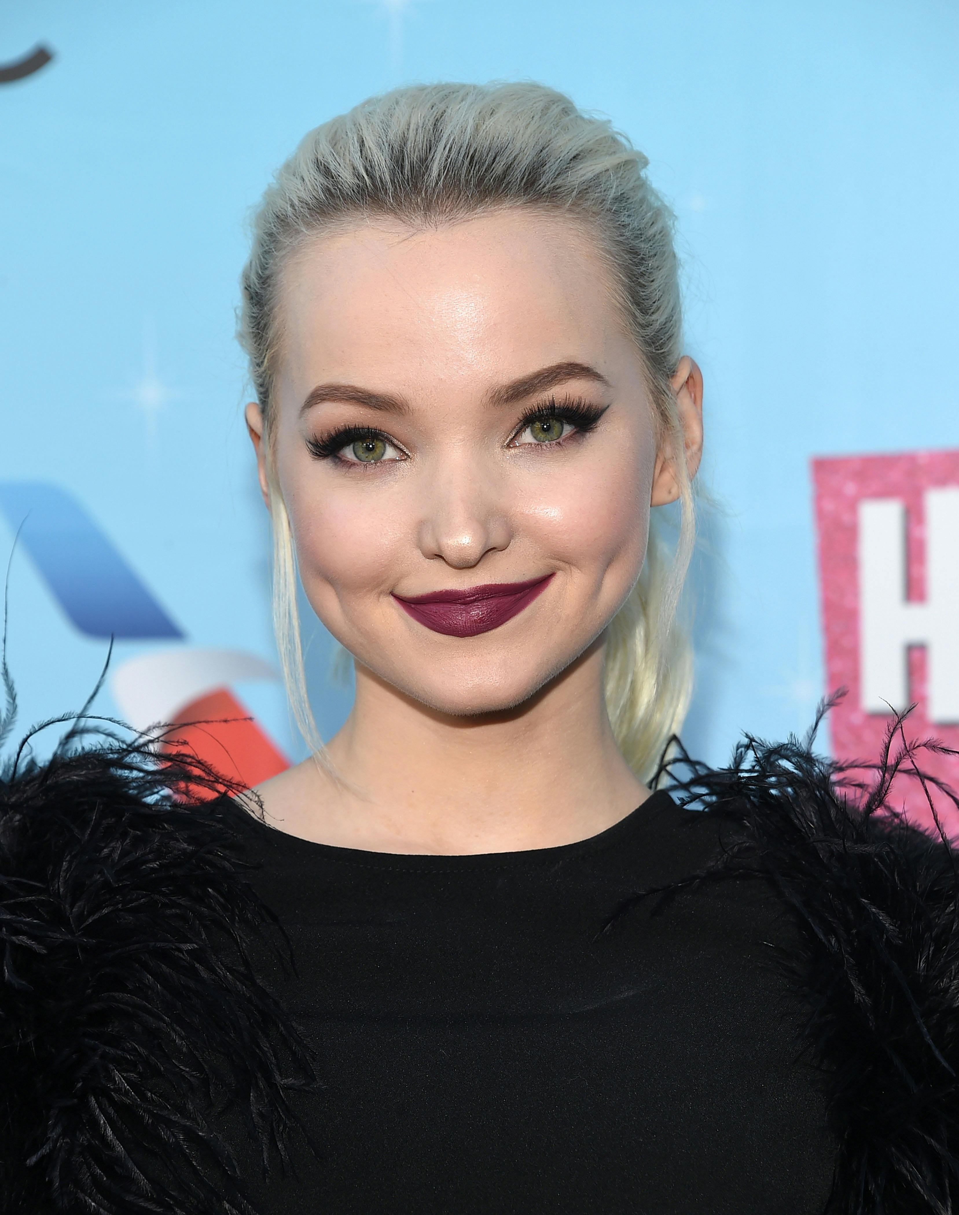 https://imgix.femina.dk/2021-06-22/dovecameron.jpg