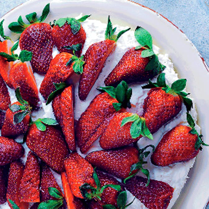 jordbær cheesecake opskrift