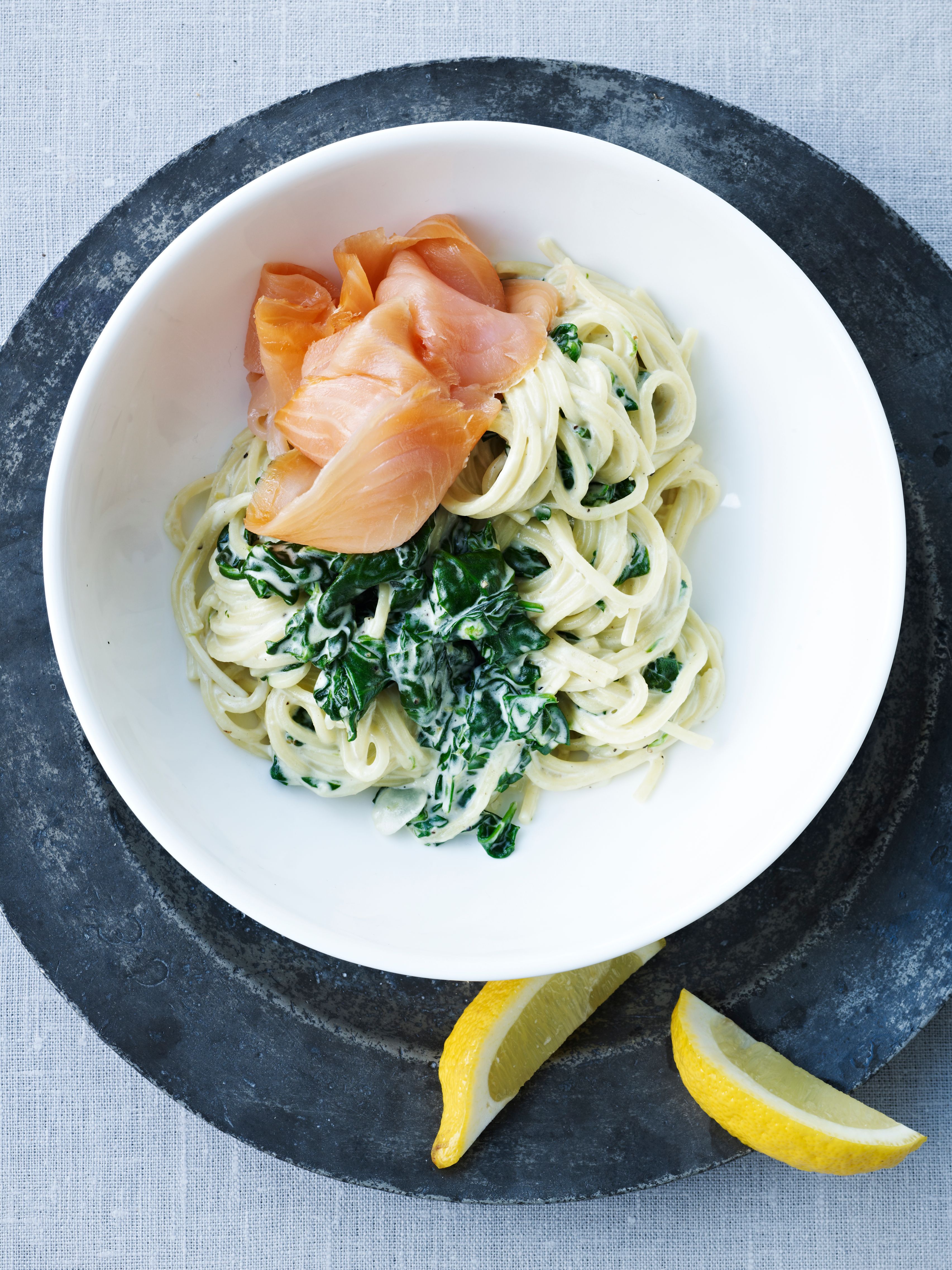 Pasta med mascarpone og røget laks