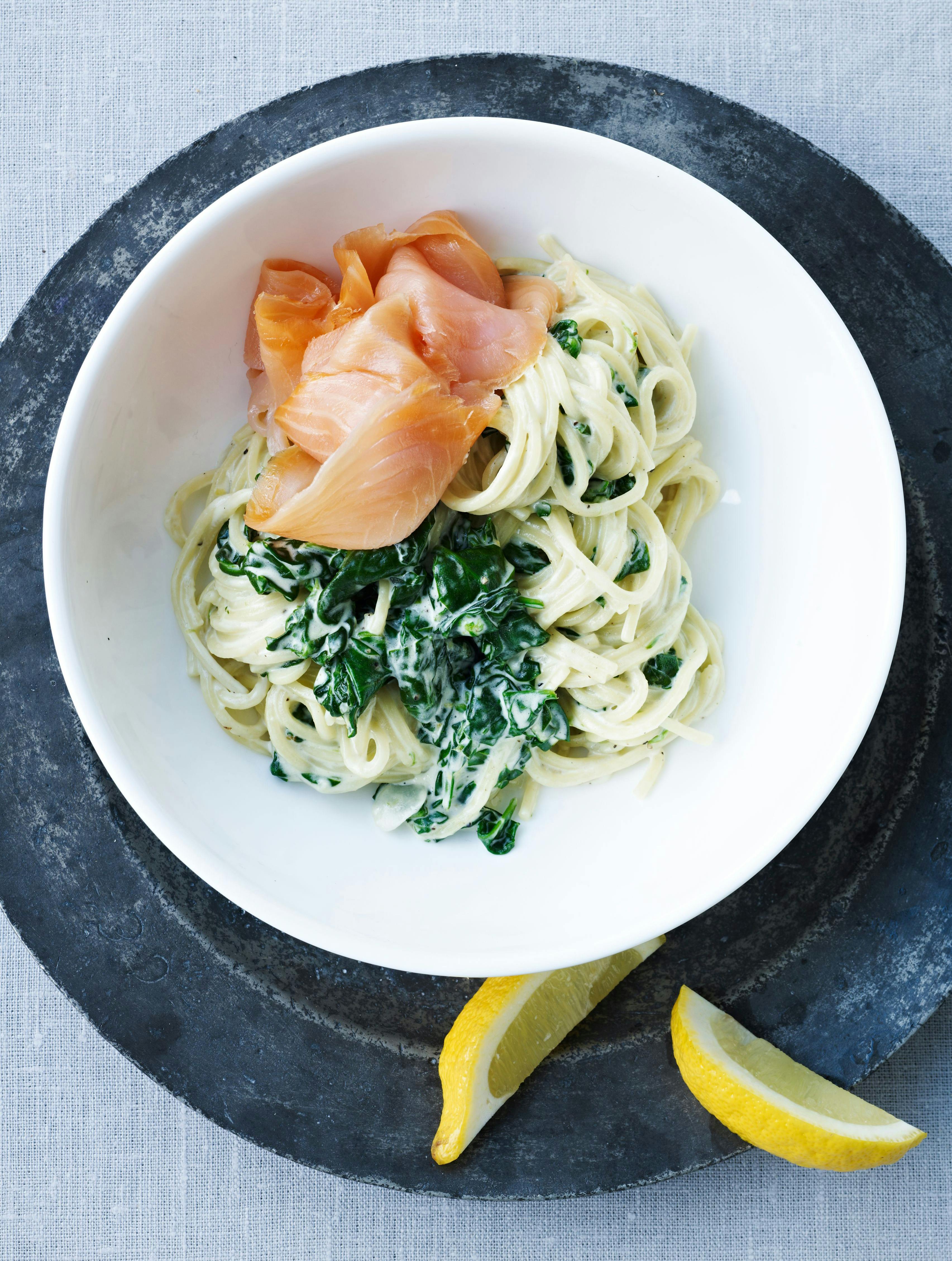 Pasta med mascarpone og røget laks