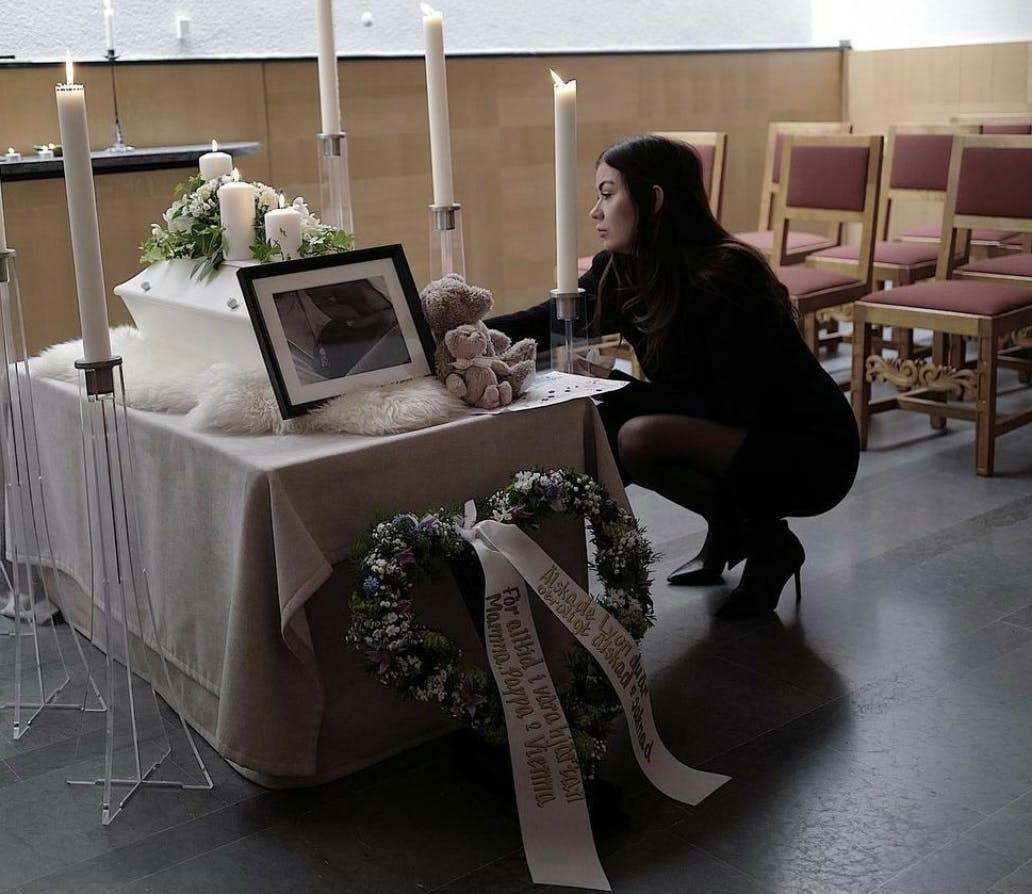 https://imgix.femina.dk/2021-10-15/lyon_begravelse.jpg