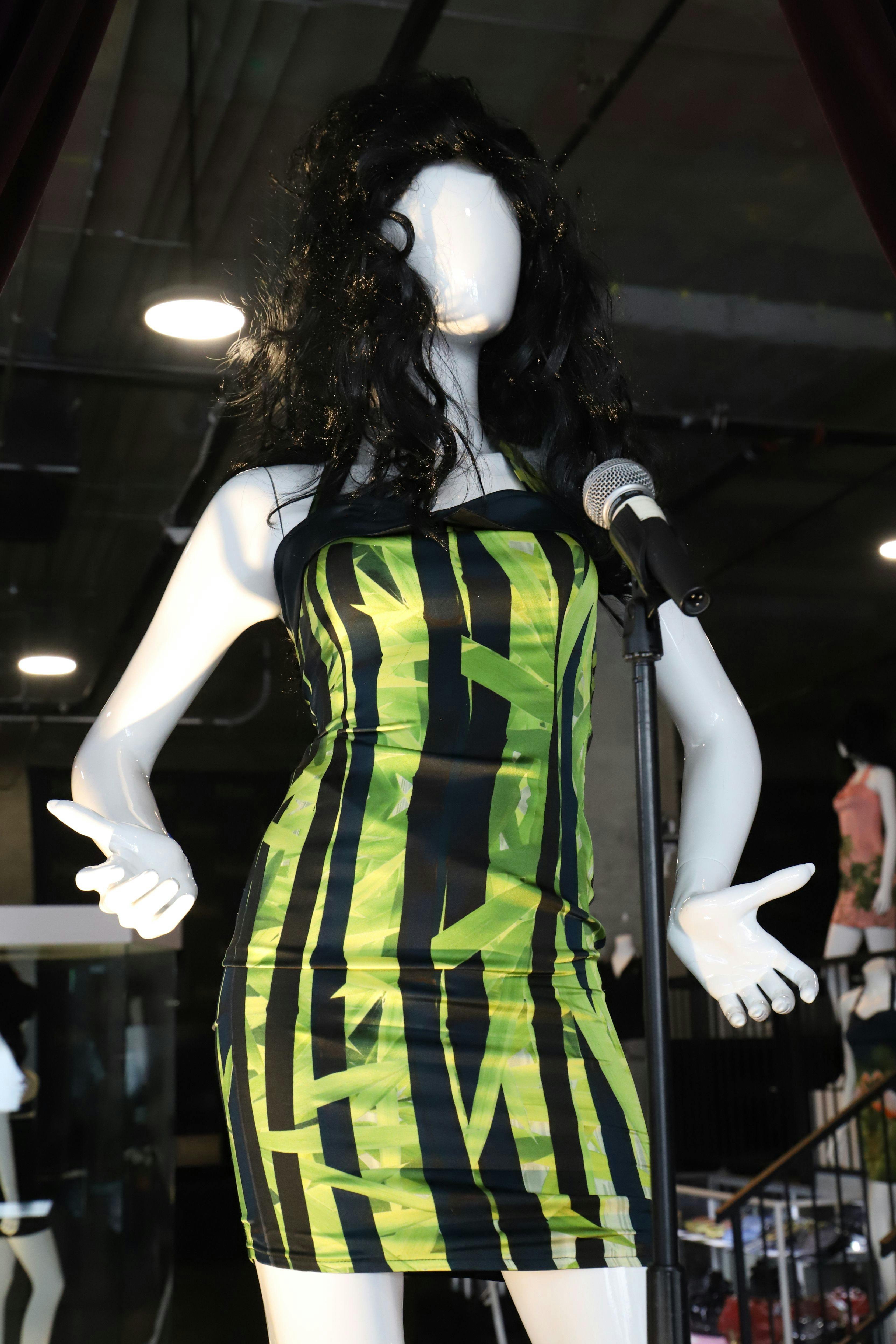 Amy Winehouse kjole