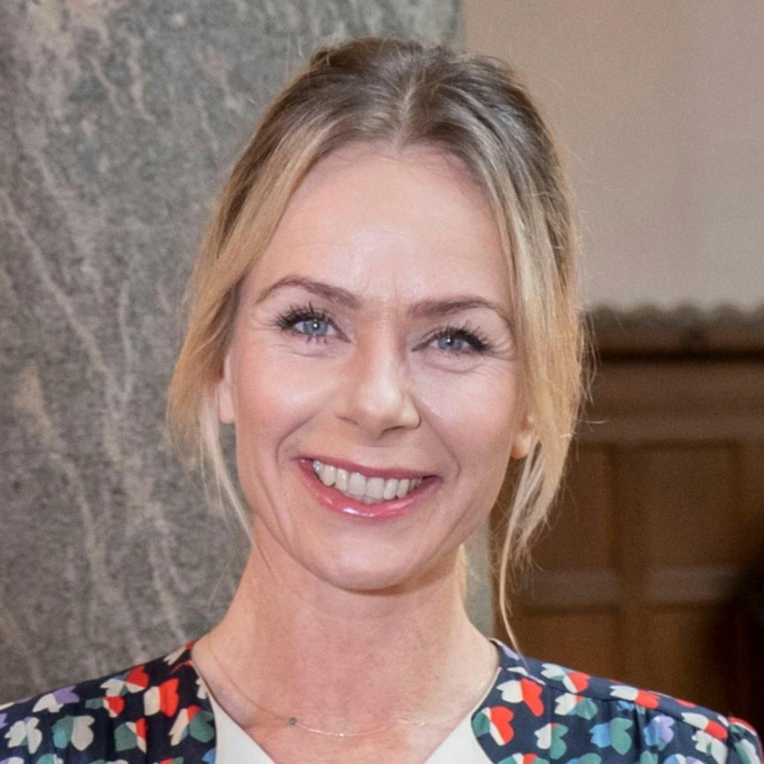 Anne Glad