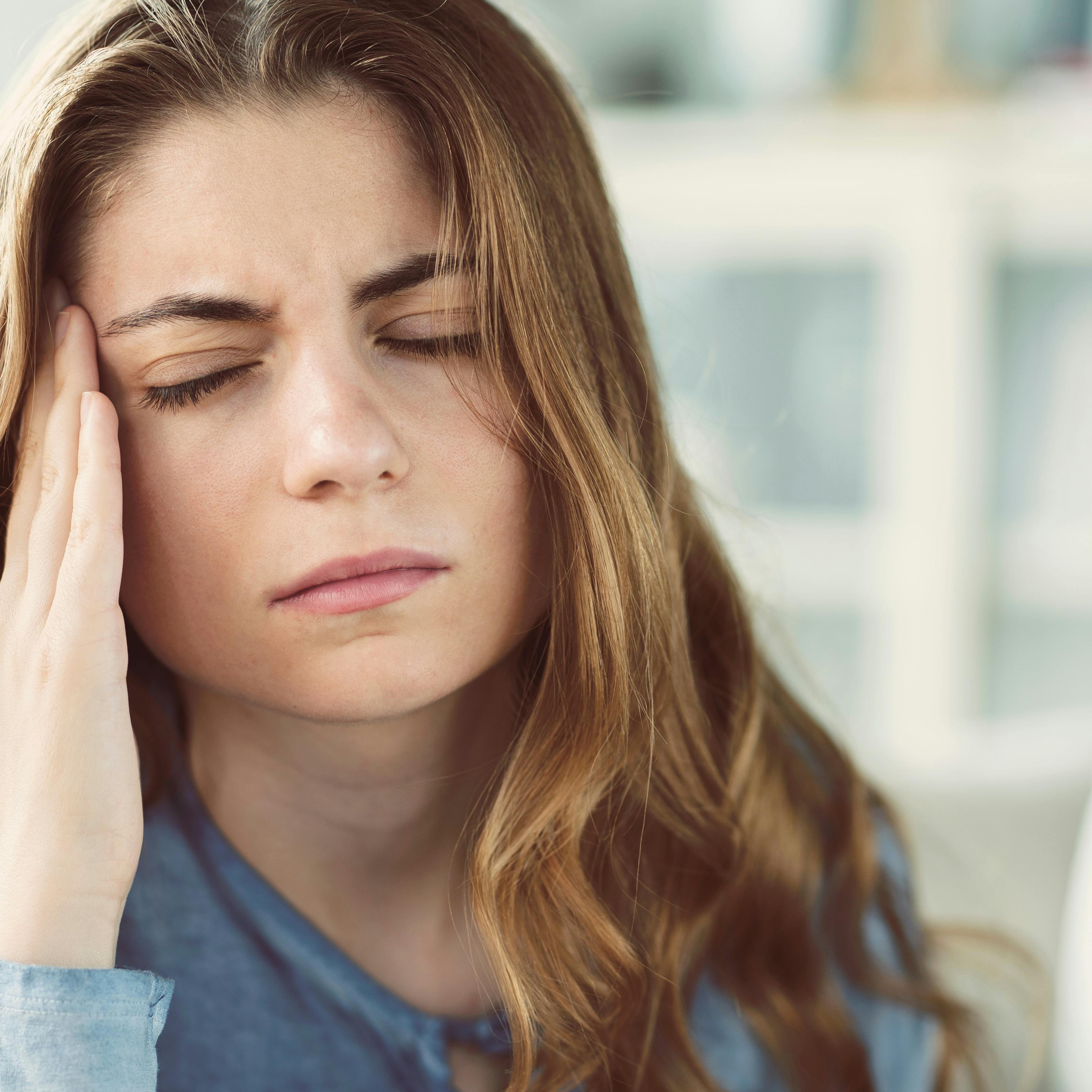hovedpine symptomer årsag behandling