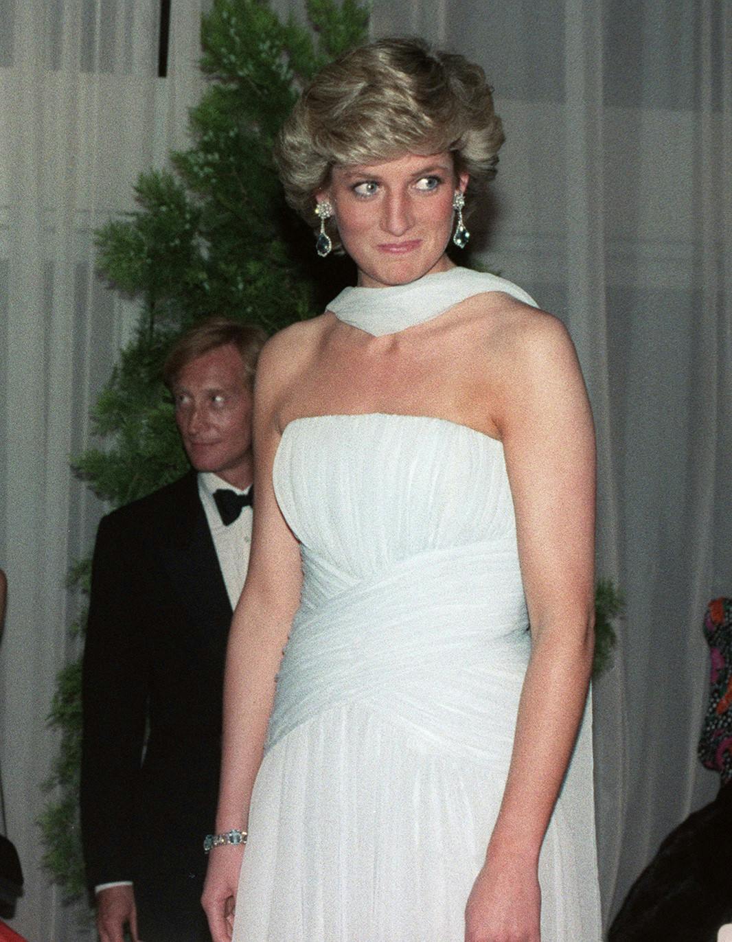 prinsesse diana kjoler outfits