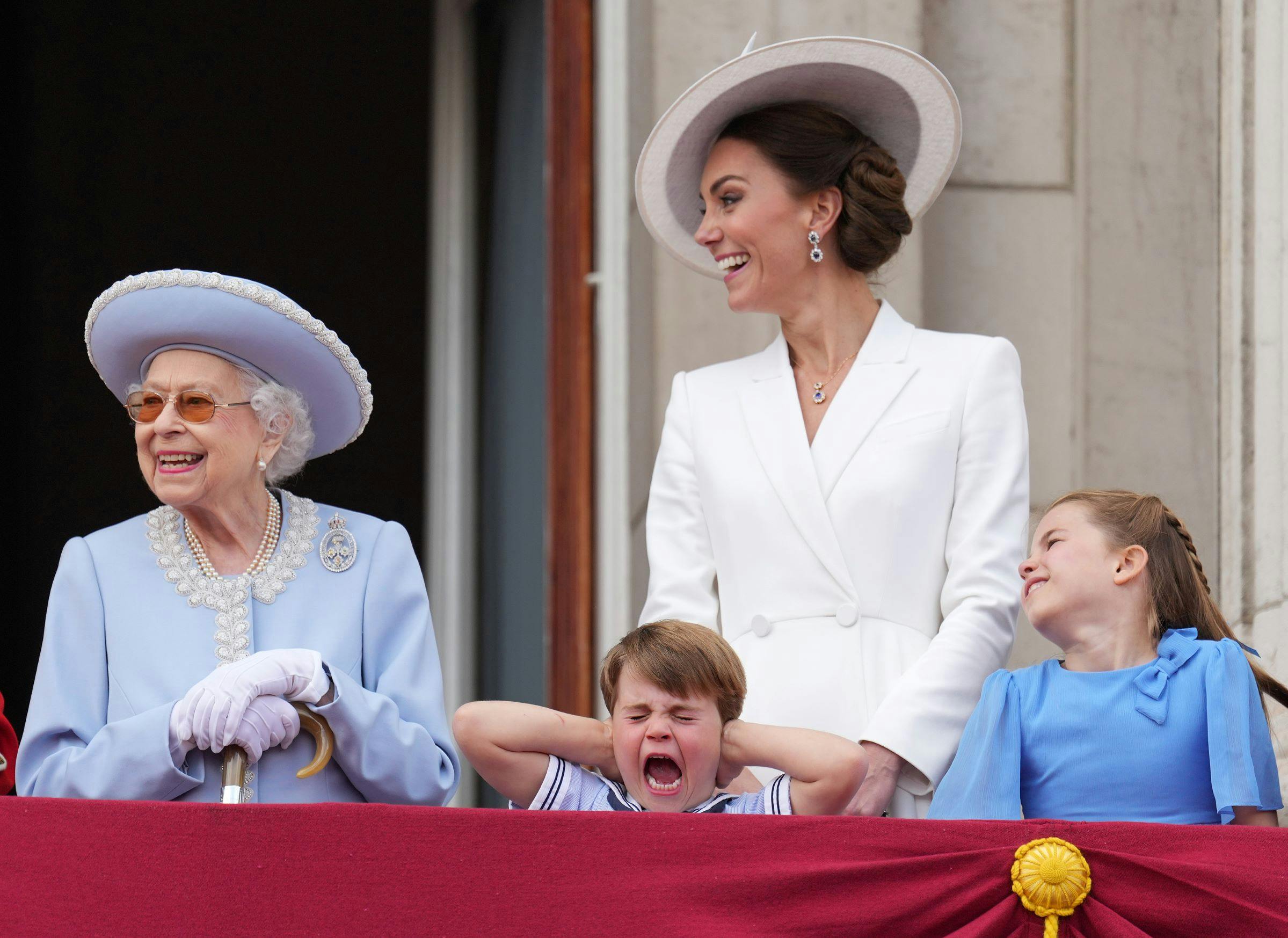 Dronning Elizabeth, Prins Louis