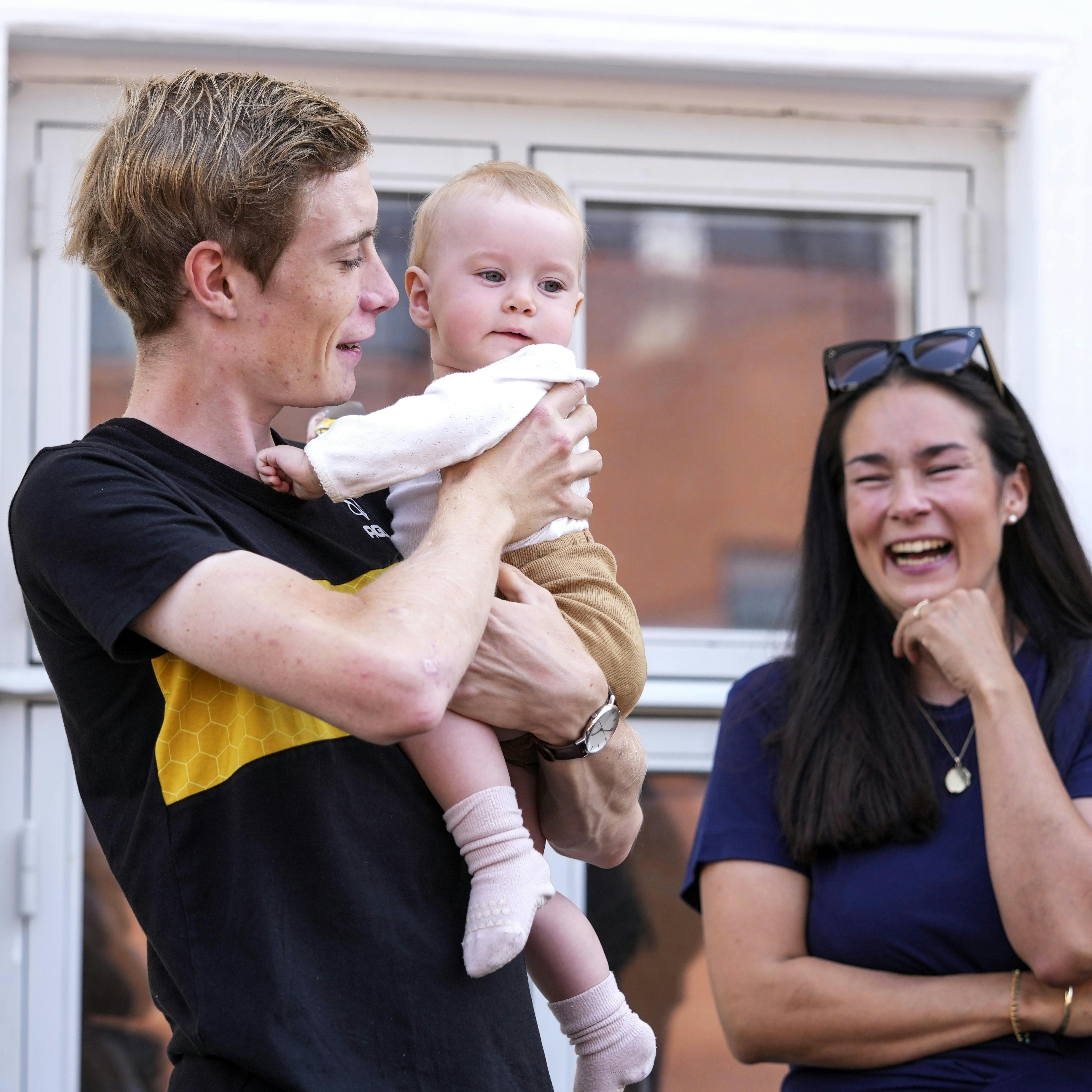 Jonas Vingegaard og familie