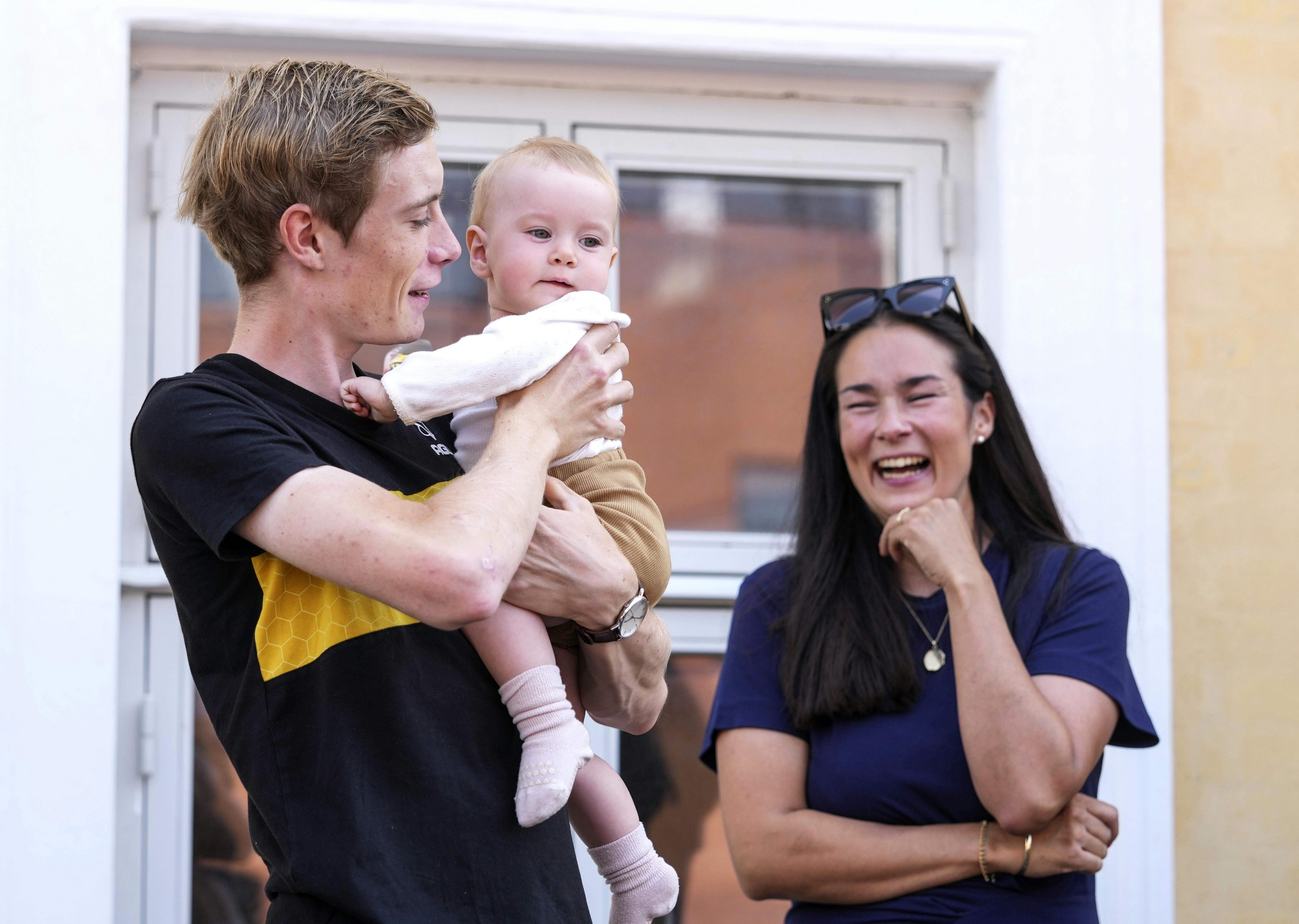 Jonas Vingegaard og familie