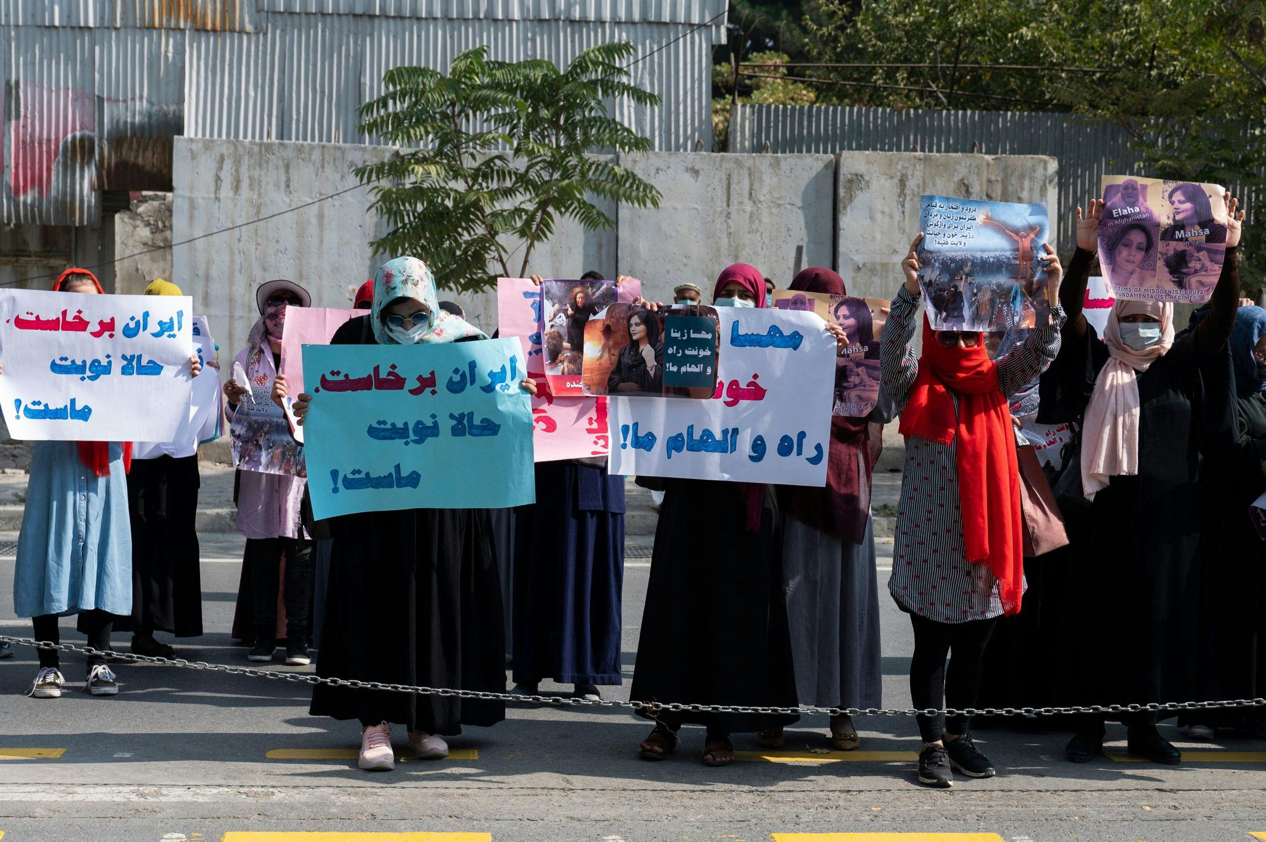 Afghanske kvinder protesterer i Kabul