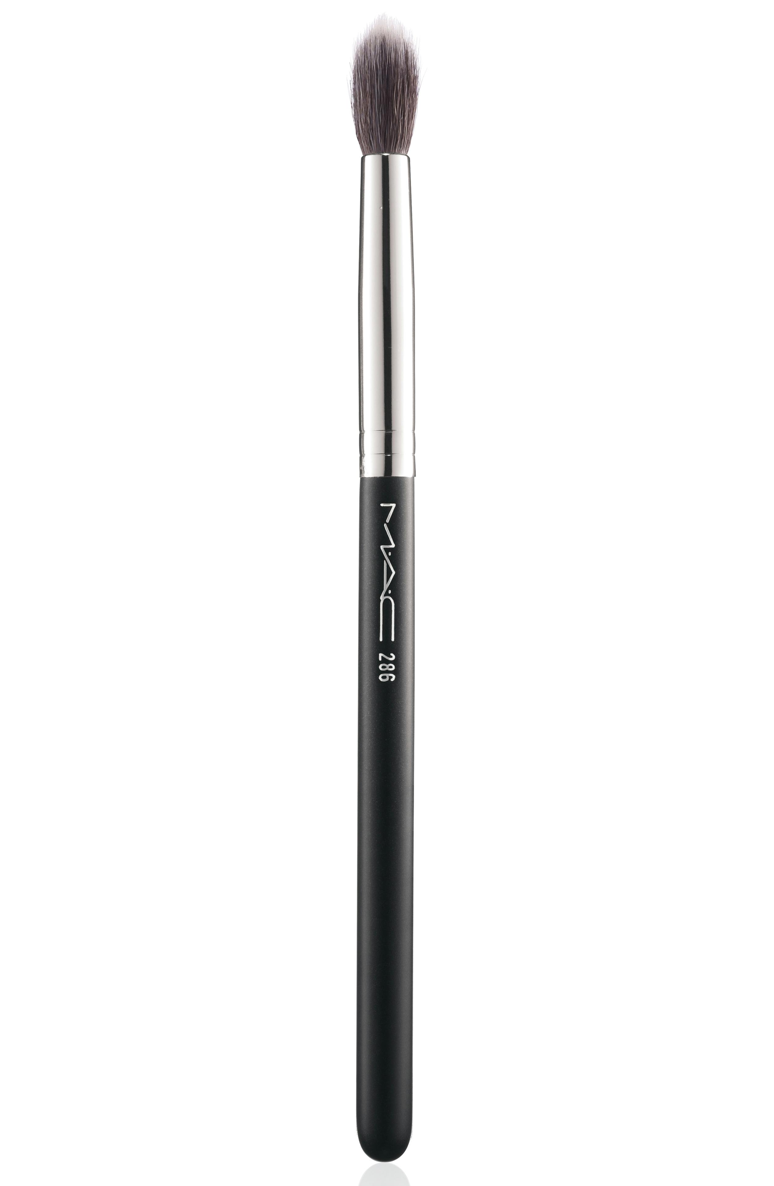 286 Synthetic Duo Fibre Tapered Brush, Mac, 190 kr.