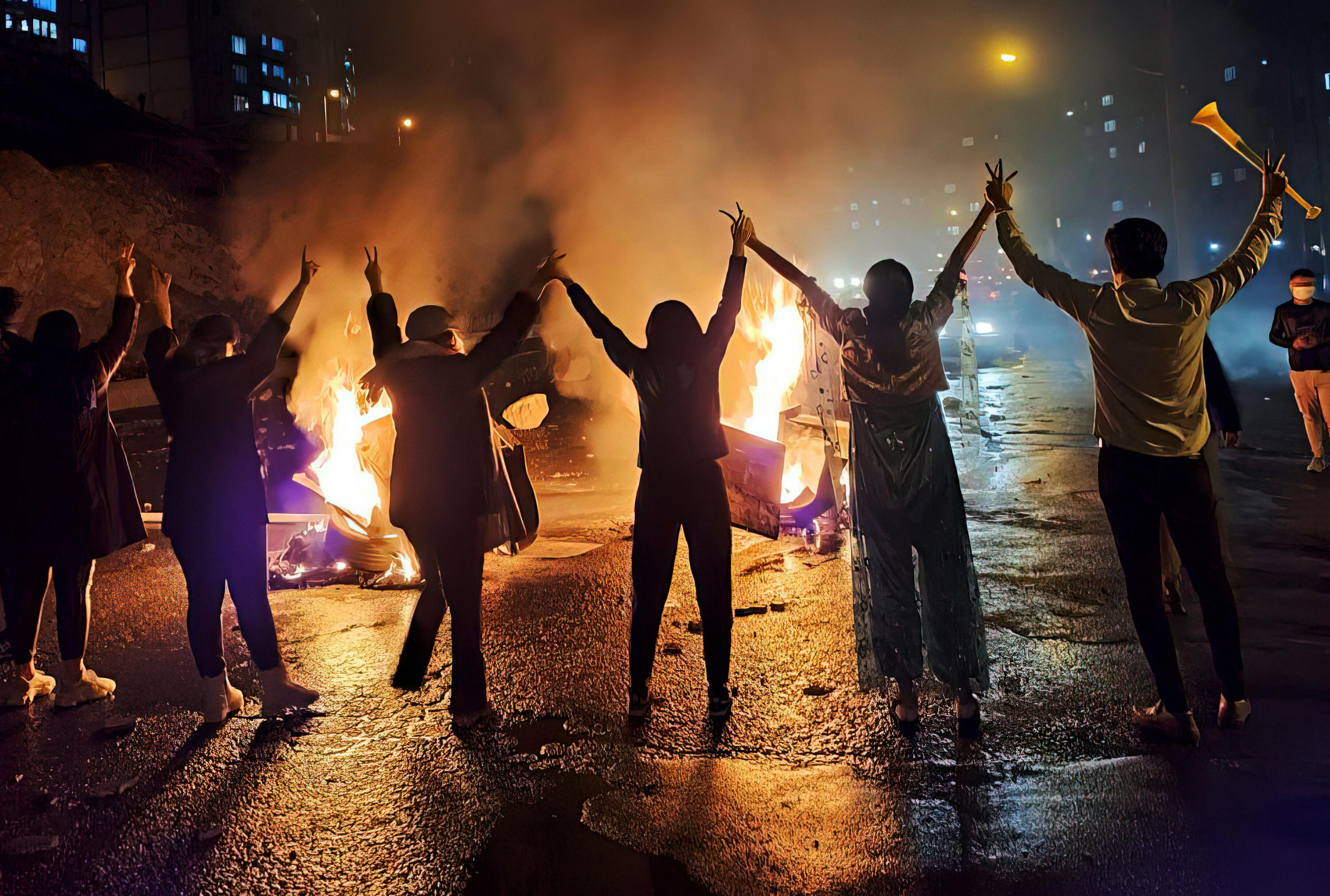 Her er den virkelighed, de iranske kvinder møder, når de bliver fængslet efter demonstrationer 