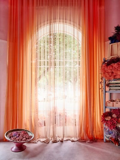 https://imgix.femina.dk/2023-03-02/orange%20gardin.jpg