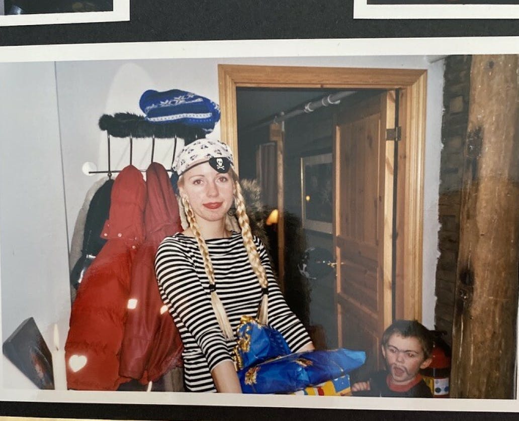 "Jeg fik trods alt børn meget tidligt, og jeg tror, at det at være mor har været min vigtigste identitet gennem hele mit voksne liv," fortæller Hege.