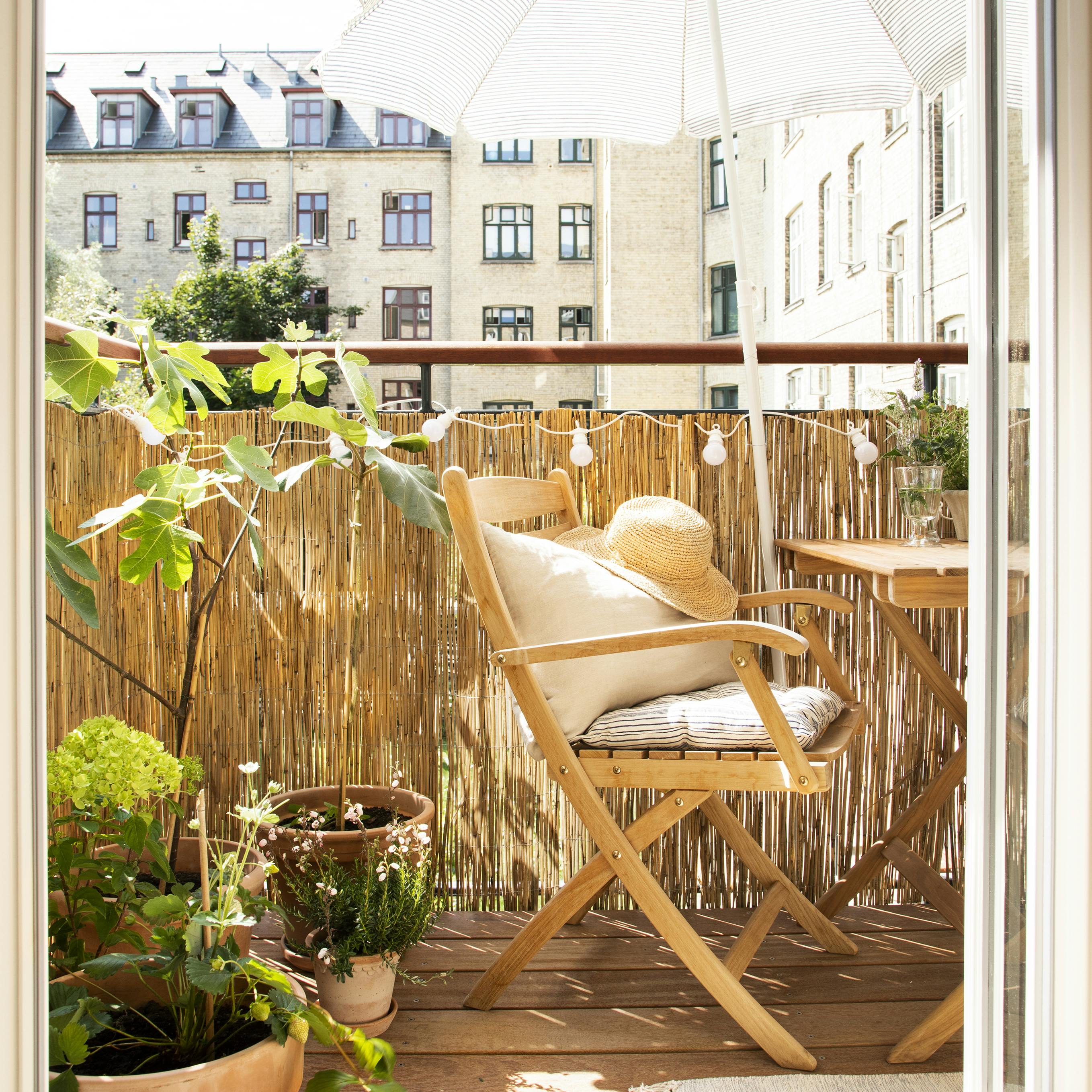 Klassiske og tidløse havemøbler i træ