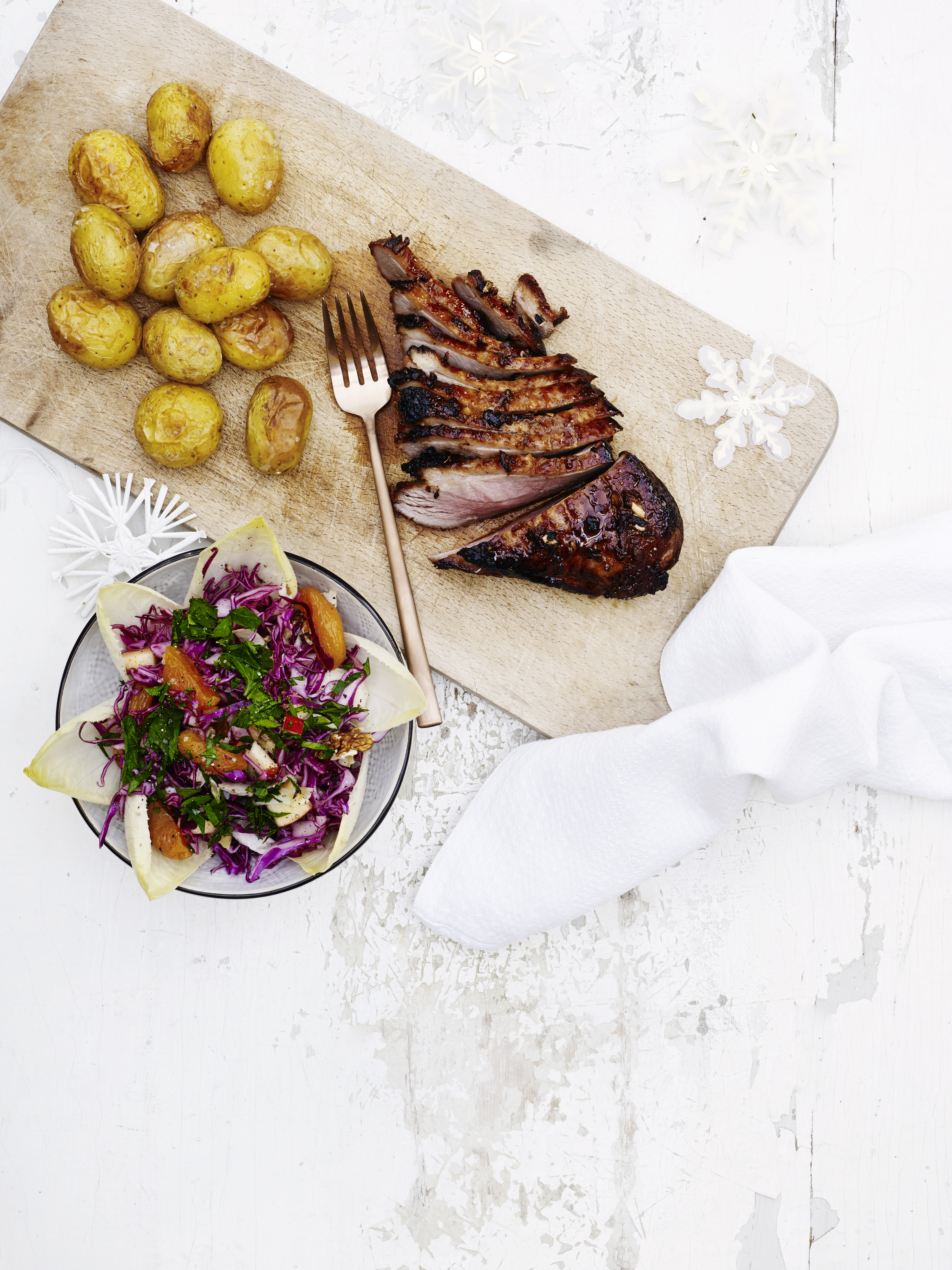 Marineret andebryst med rødkålssalat