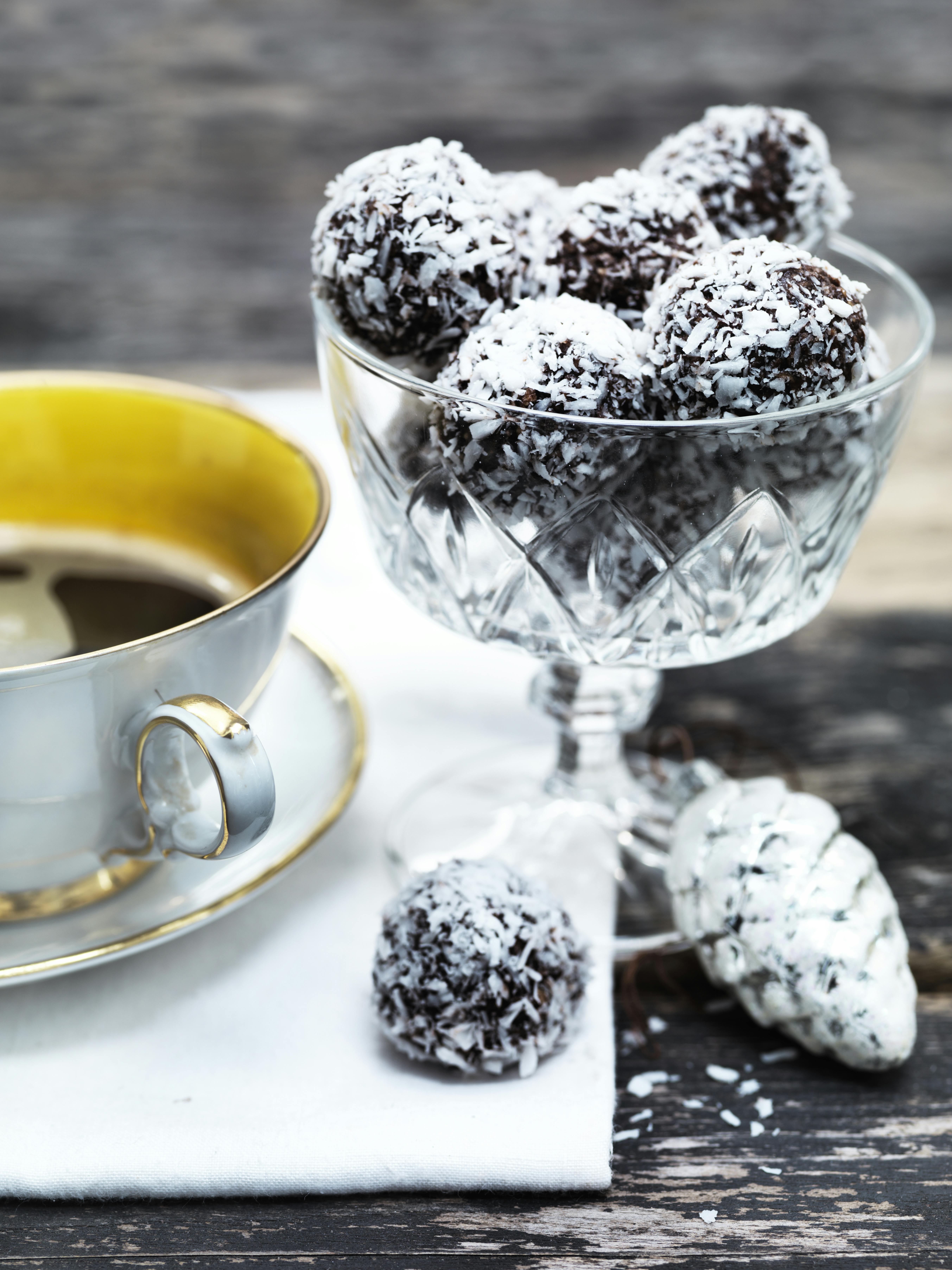 Havregrynskugler med kaffe