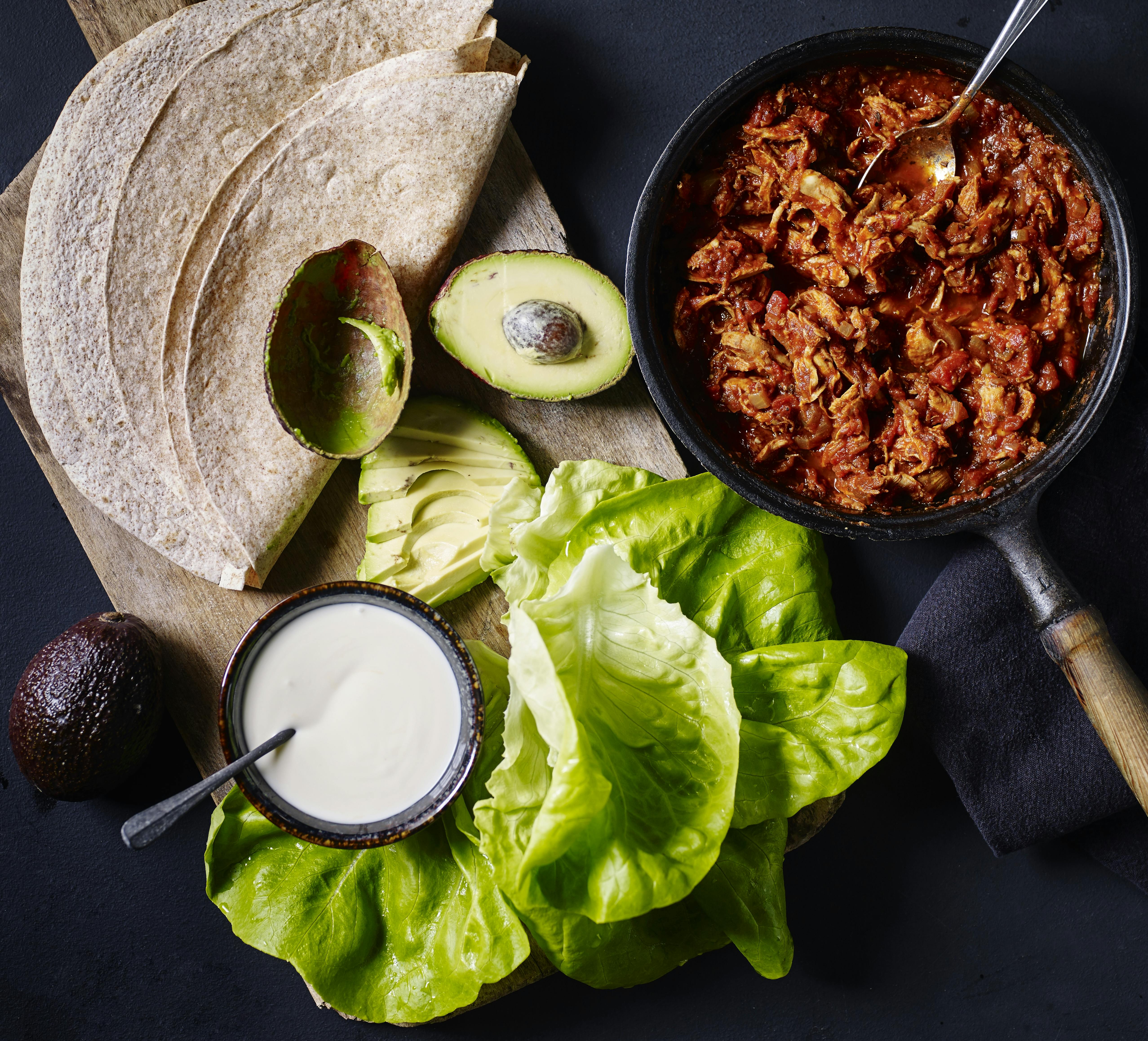 Mexicanske pulled chicken-wraps