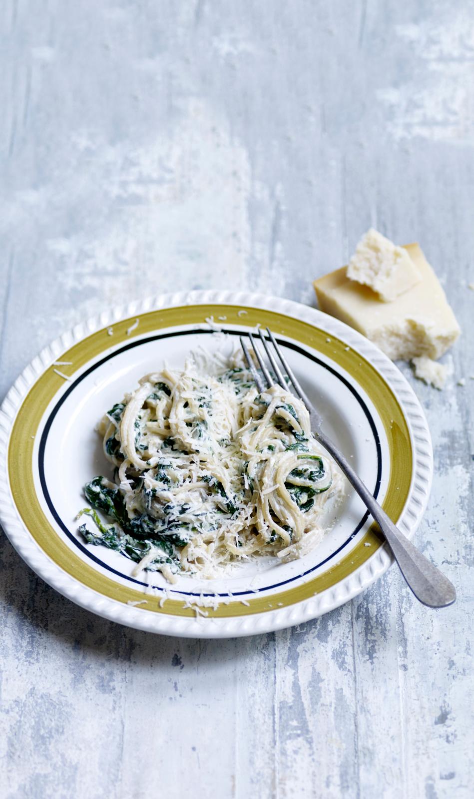 Cremet spaghetti med ricotta og spinat