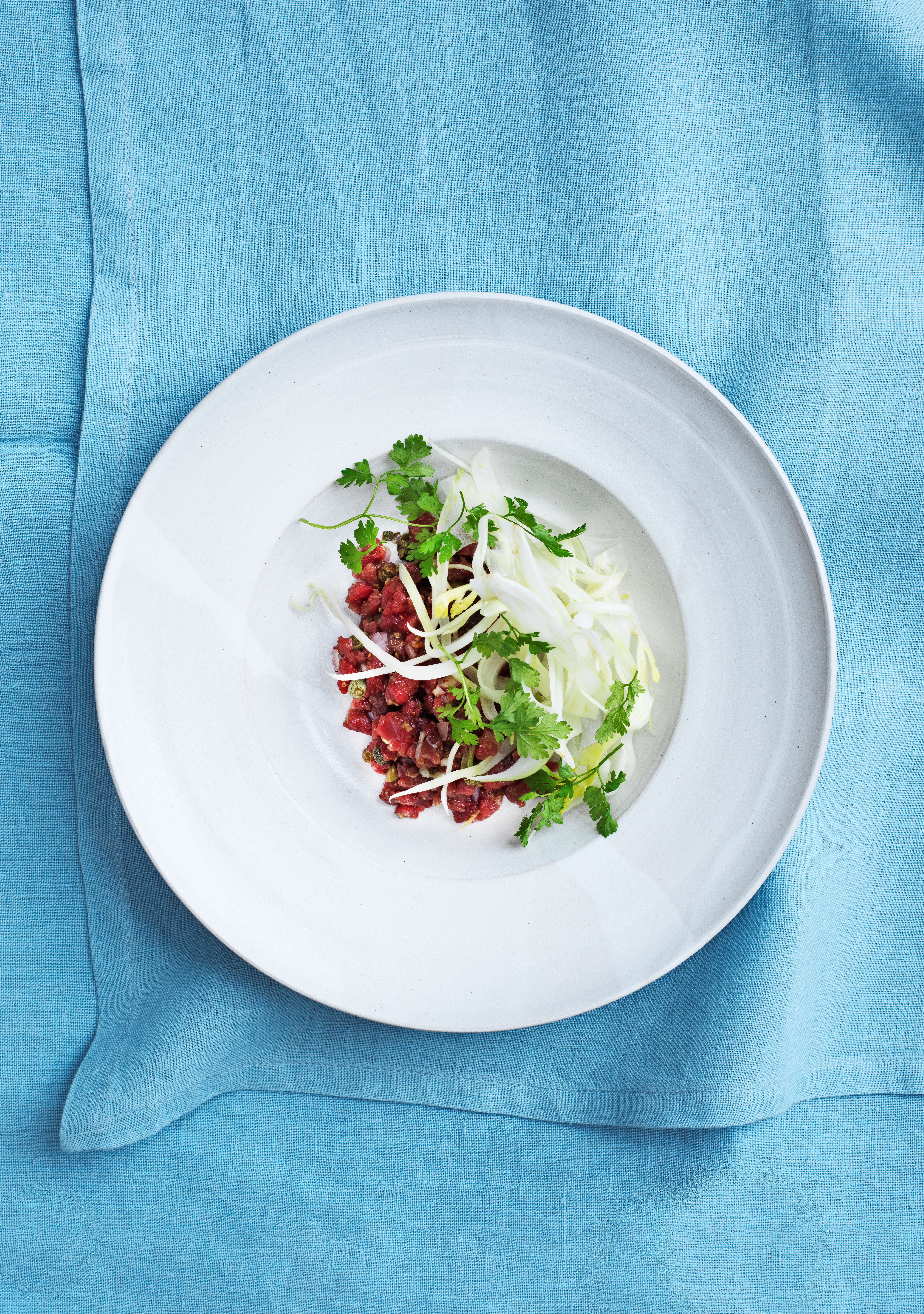 Kalvetatar med fennikelcrudité