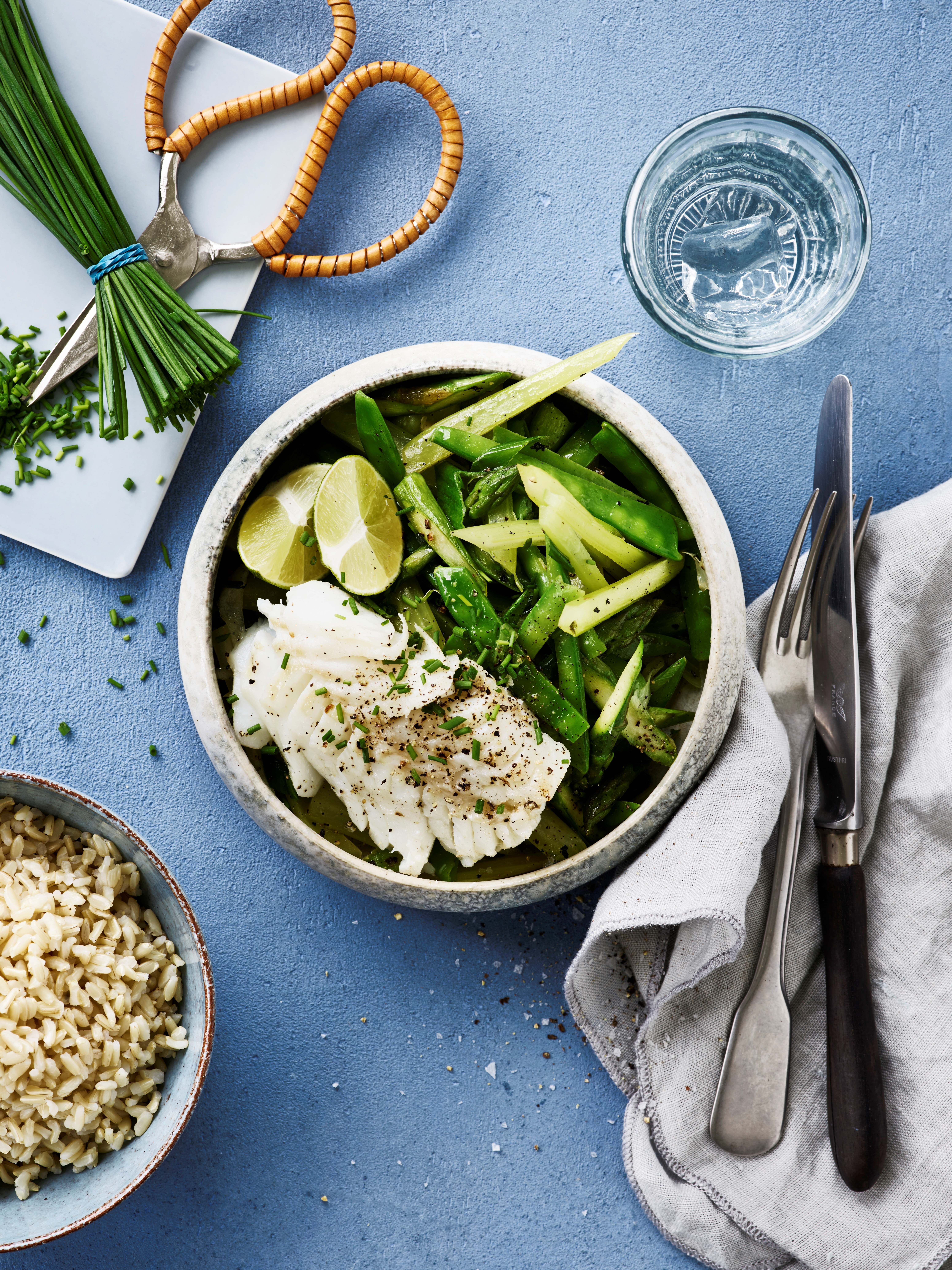 Stegt torsk med lynstegte grøntsager