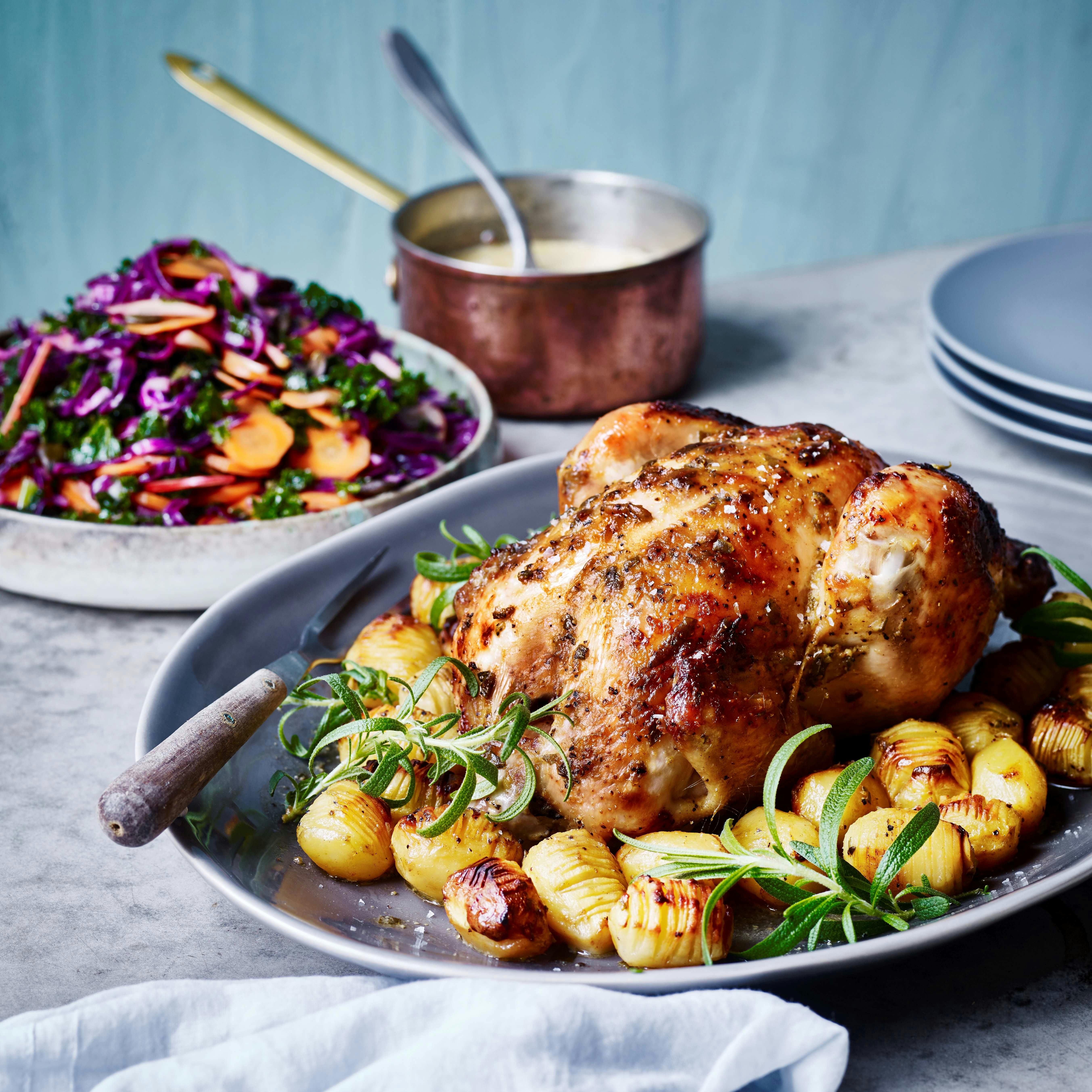 Honning-senneps-kylling med hasselback-kartofler