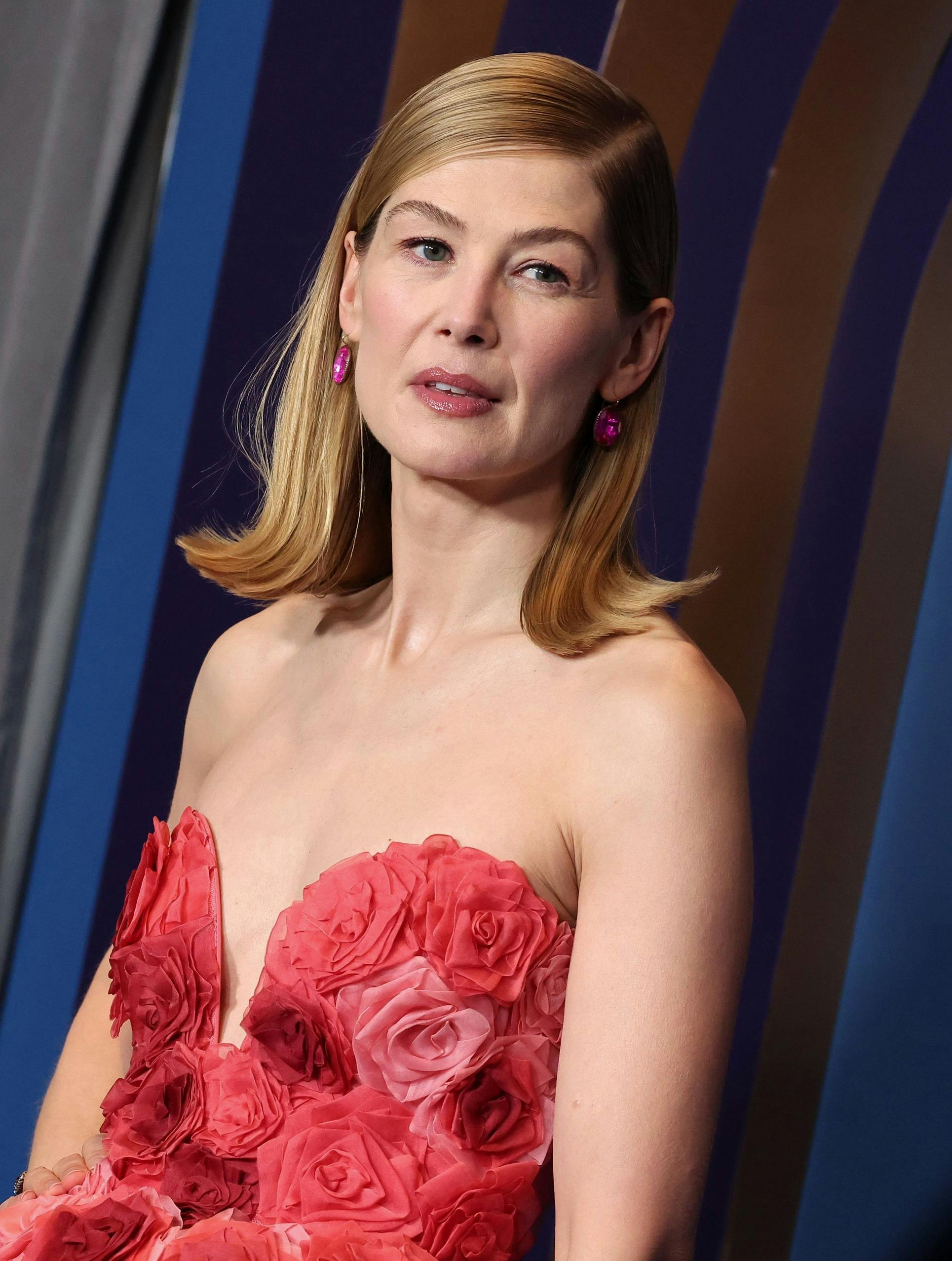 Rosamund Pike