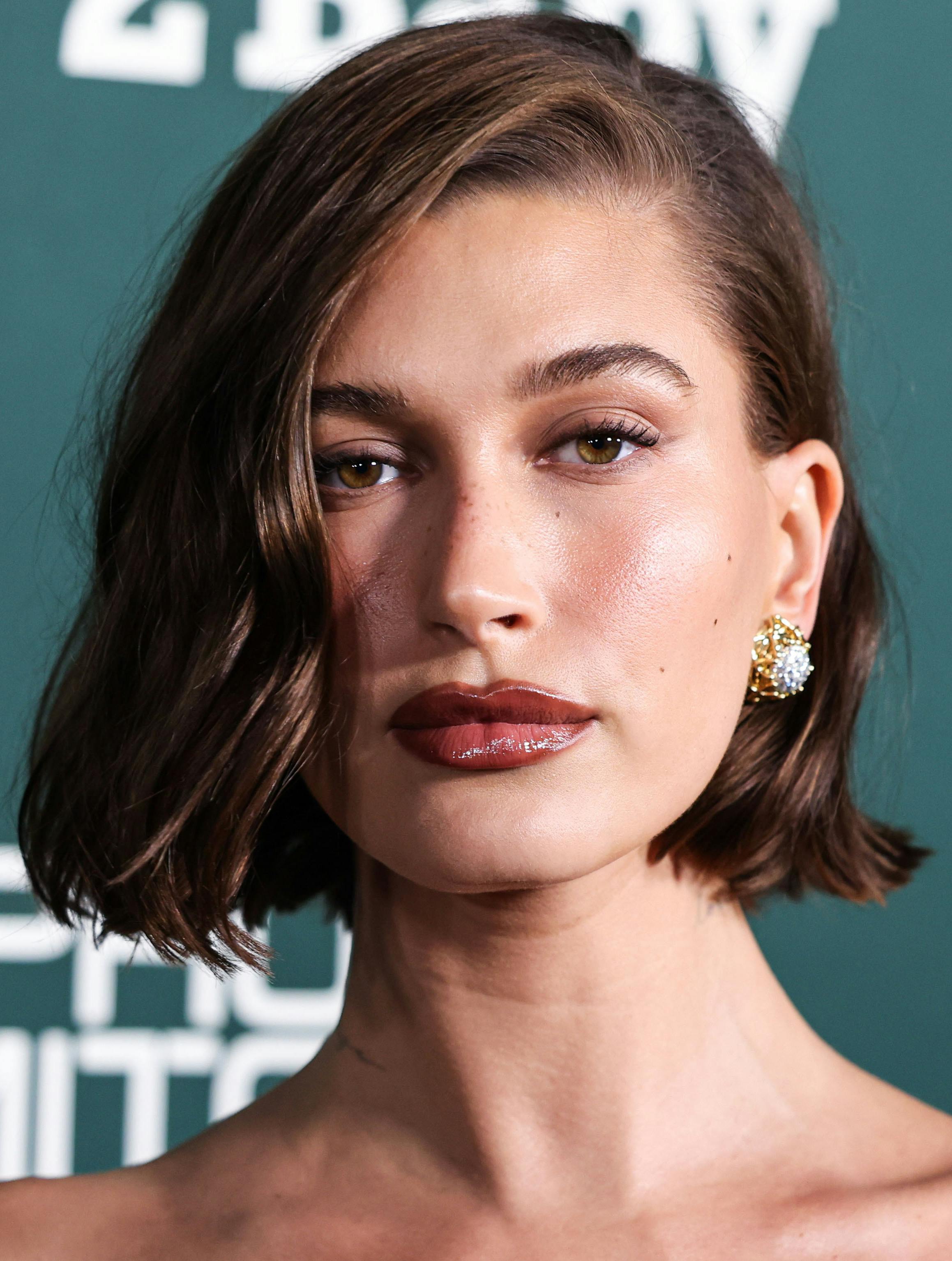 Hailey Bieber