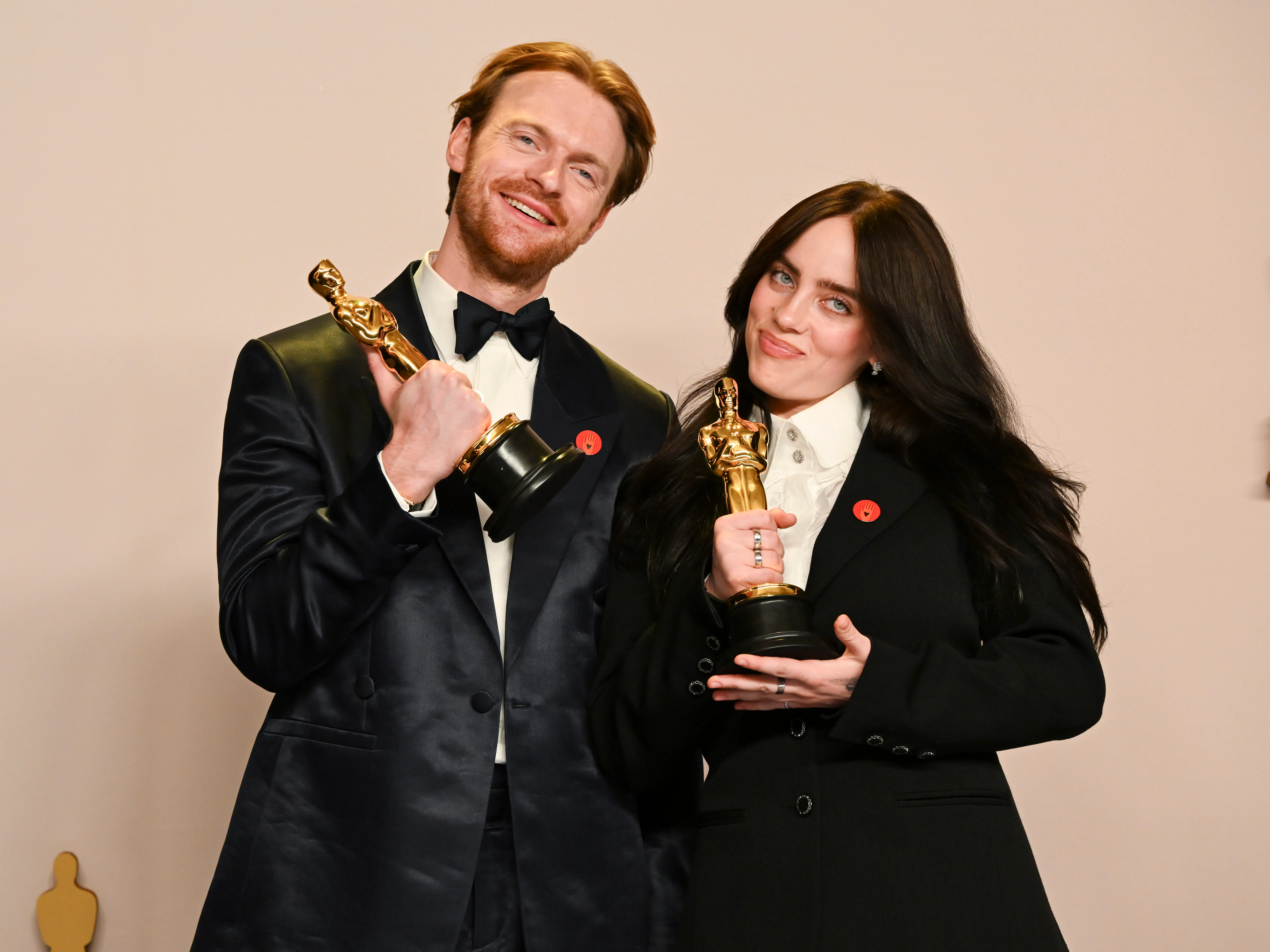 5 detaljer fra den røde løber til Oscars, der er værd at bide mærke i ...