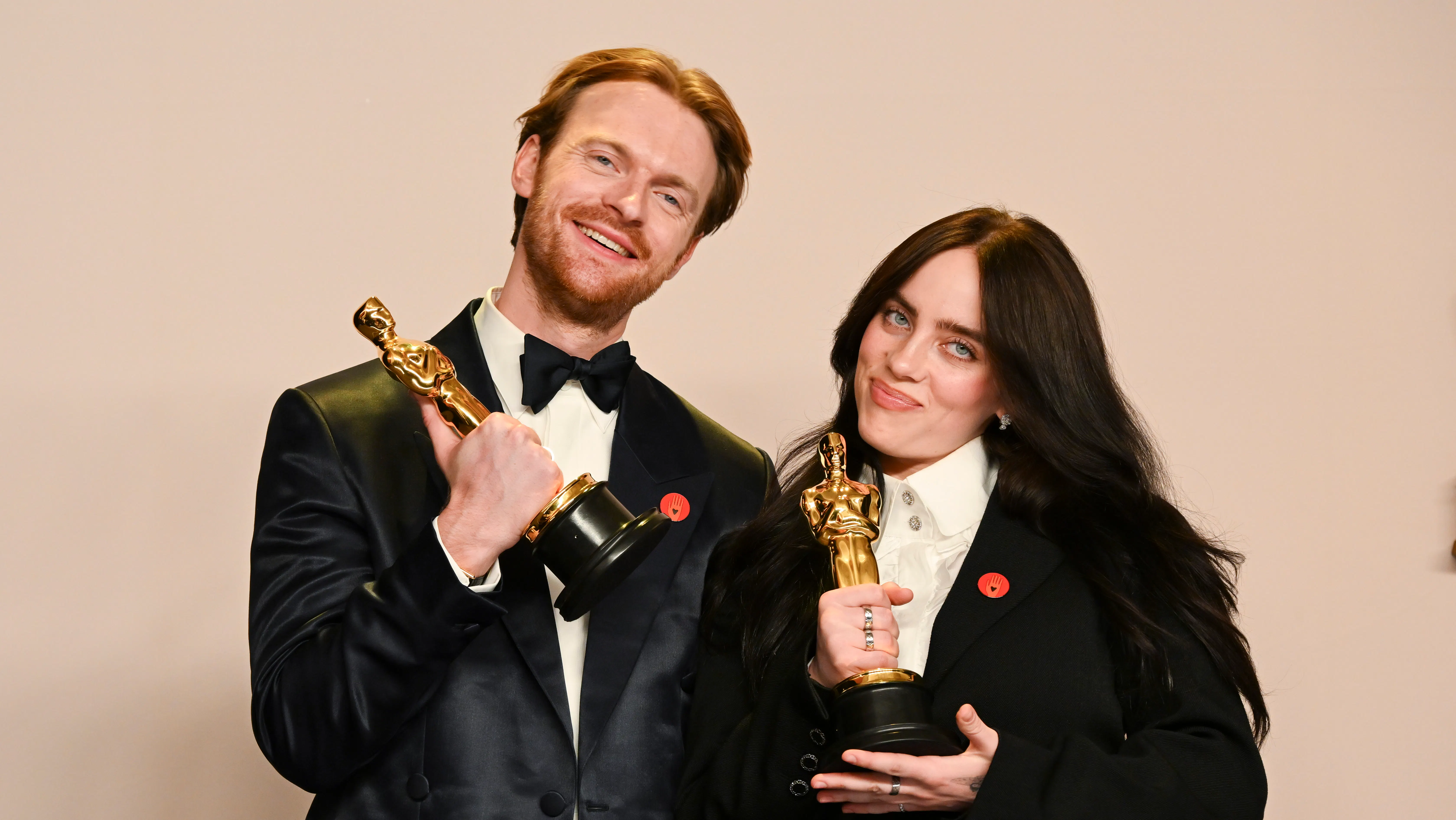 5 detaljer fra den røde løber til Oscars, der er værd at bide mærke i ...