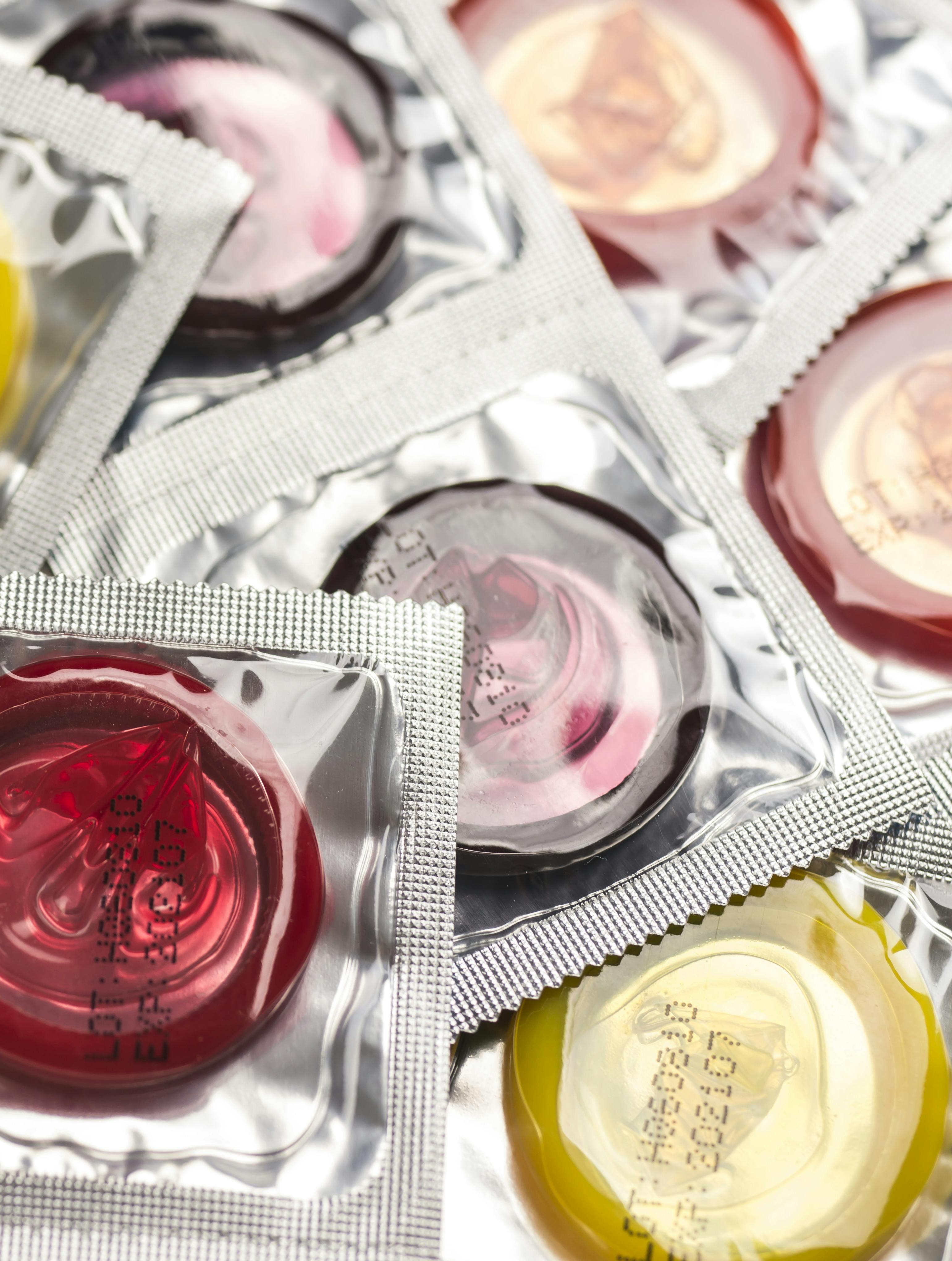 Kondomer beskytter mod graviditet og seksuelle overførte sygdomme