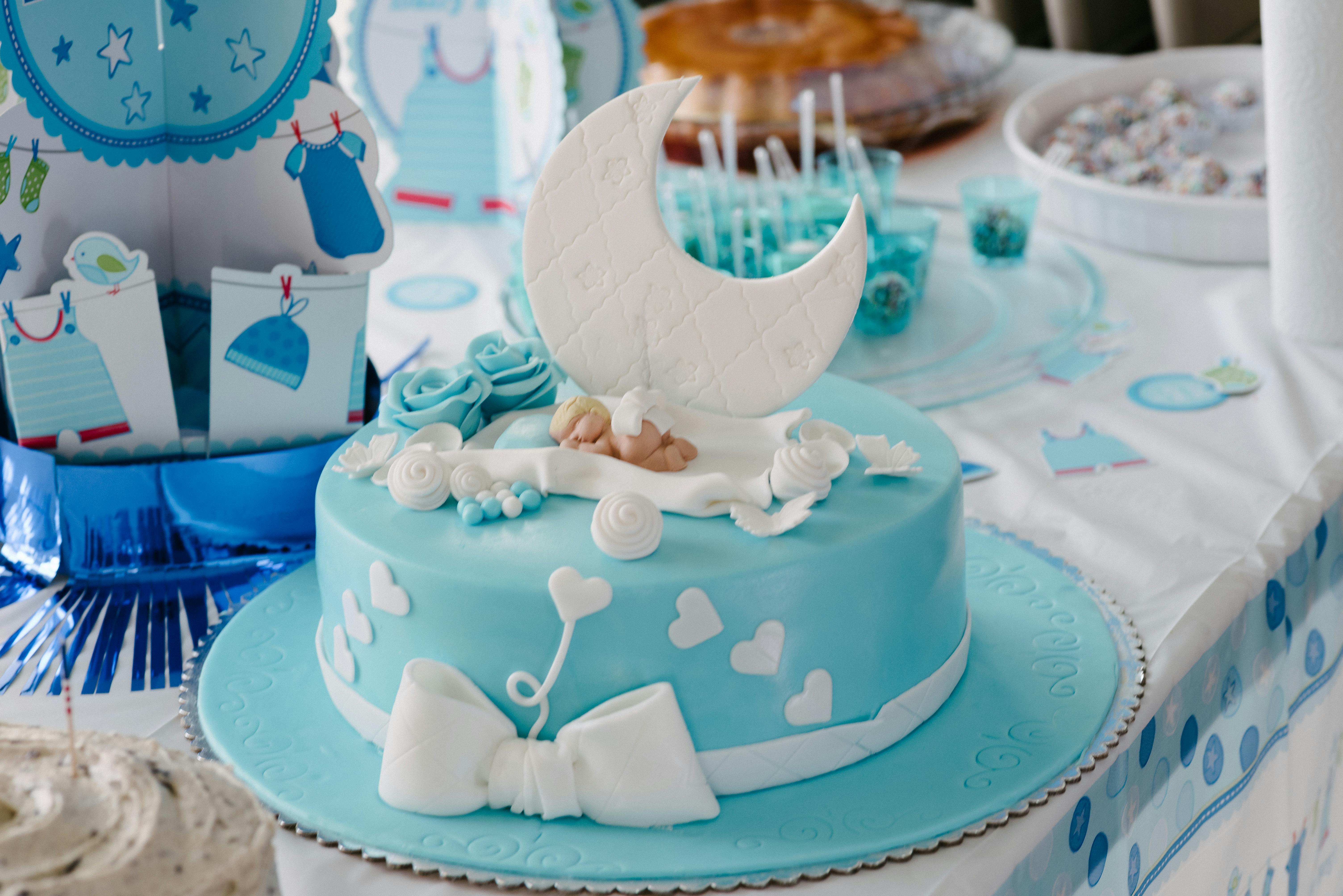 https://imgix.femina.dk/2024-04-11/babyshower-kage.jpg