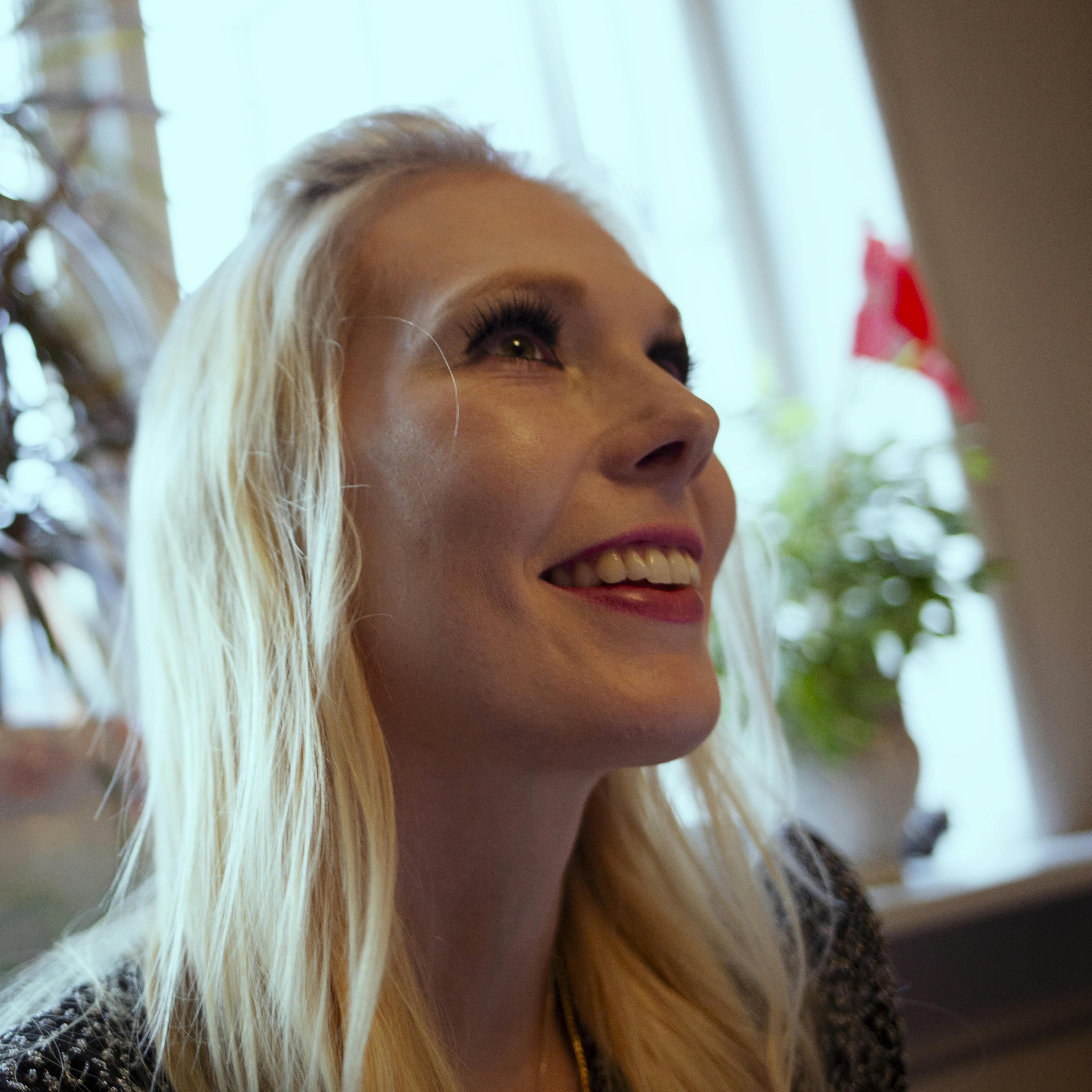 Første juli 2023 fik Josefine førtidspension. Begrundelsen lyder, at Josefine har en varig funktionsnedsættelse, og at hun ikke vil kunne påtage sig arbejde på grund af sine kroniske sygdomme. Josefine lider blandt andet af kronisk helvedesild, der giver hende voldsomme krampeanfald cirka hver tredje måned. Hun har også ME, kendt som kronisk træthedssyndrom.