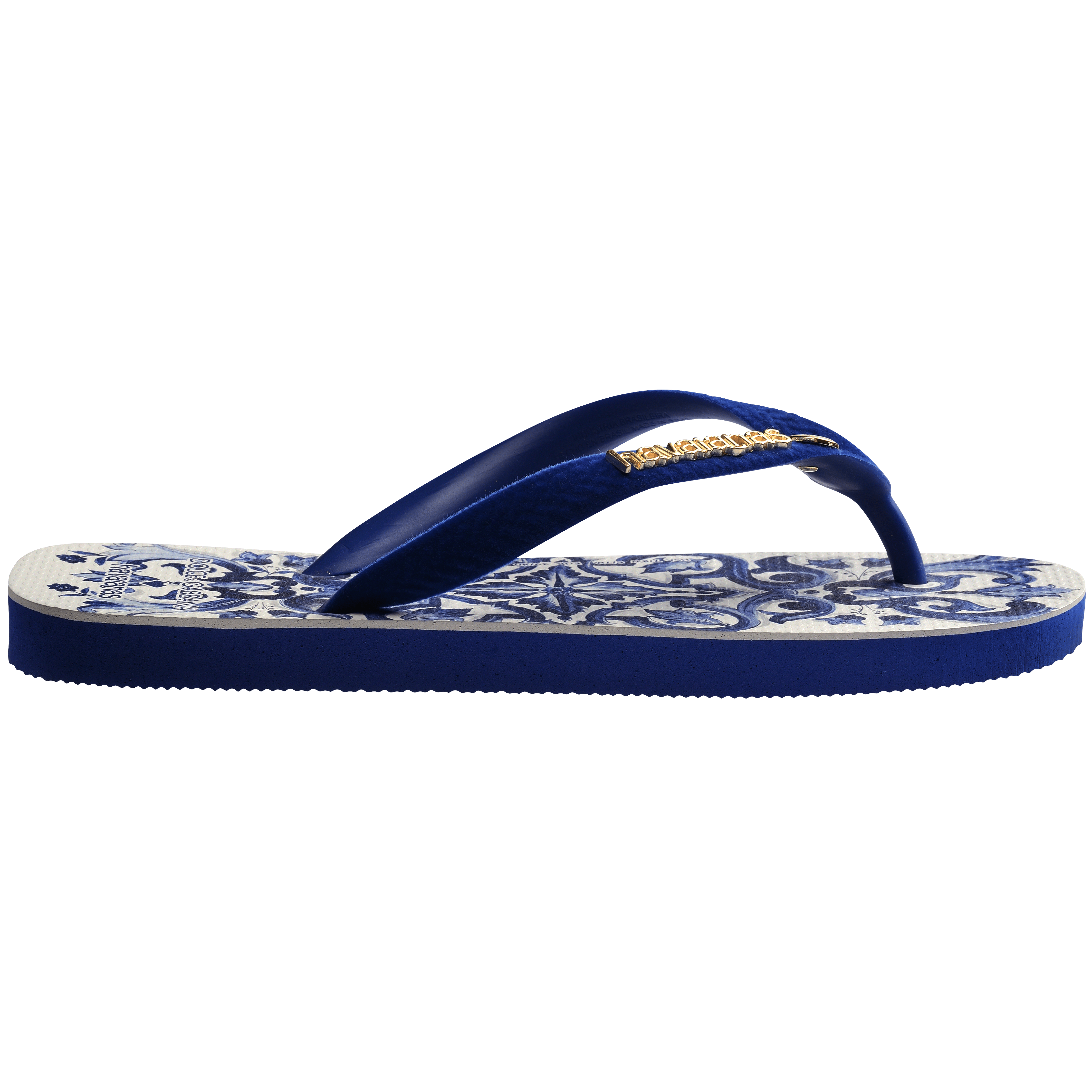 https://imgix.femina.dk/2024-06-18/4149966-top-dolce-gabbana-blu-mediterraneo-2711-2-895-kr.png