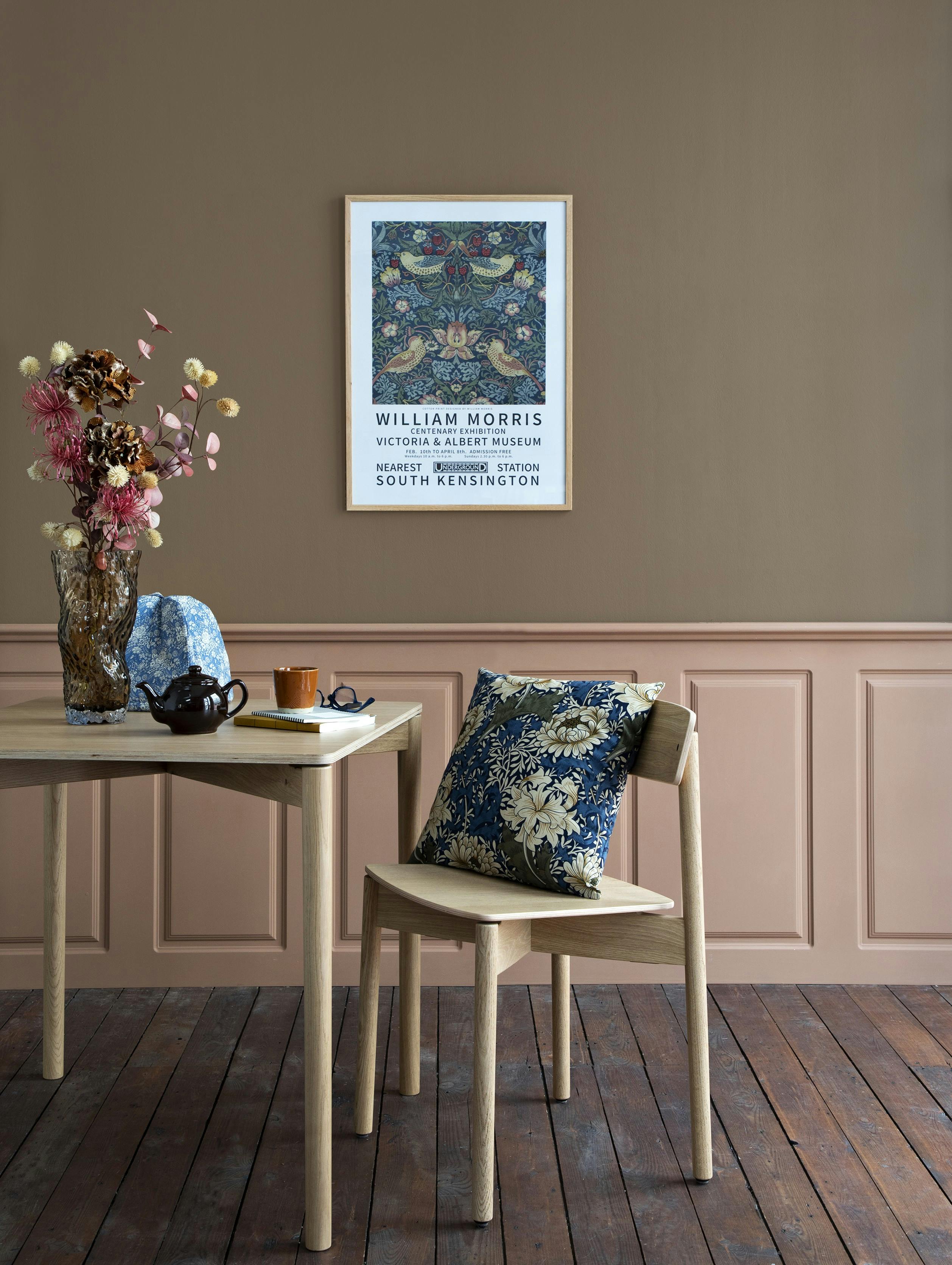 https://imgix.femina.dk/2024-10-03/indret-med-blomster01.jpg