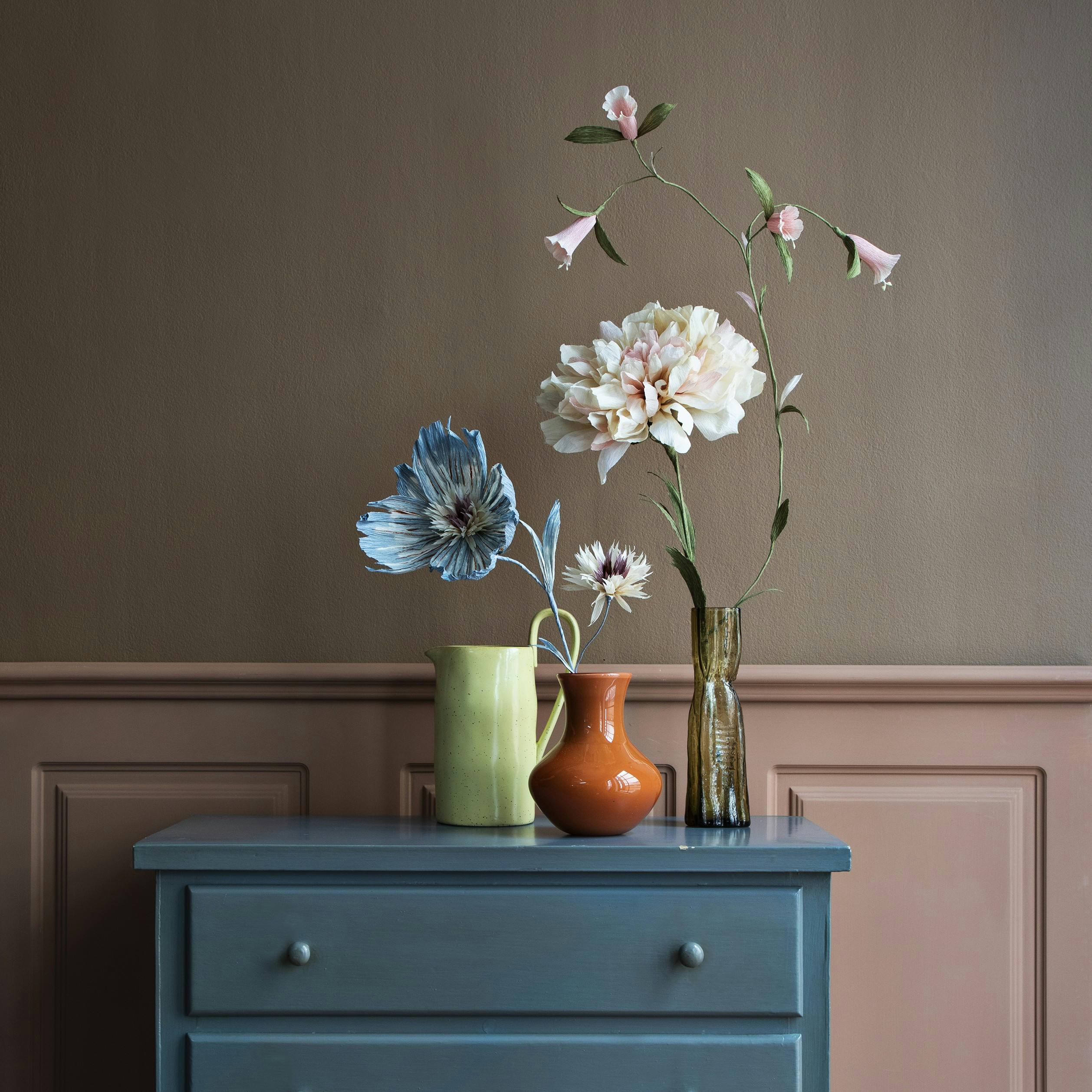 https://imgix.femina.dk/2024-10-03/indret-med-blomster02_0.jpg