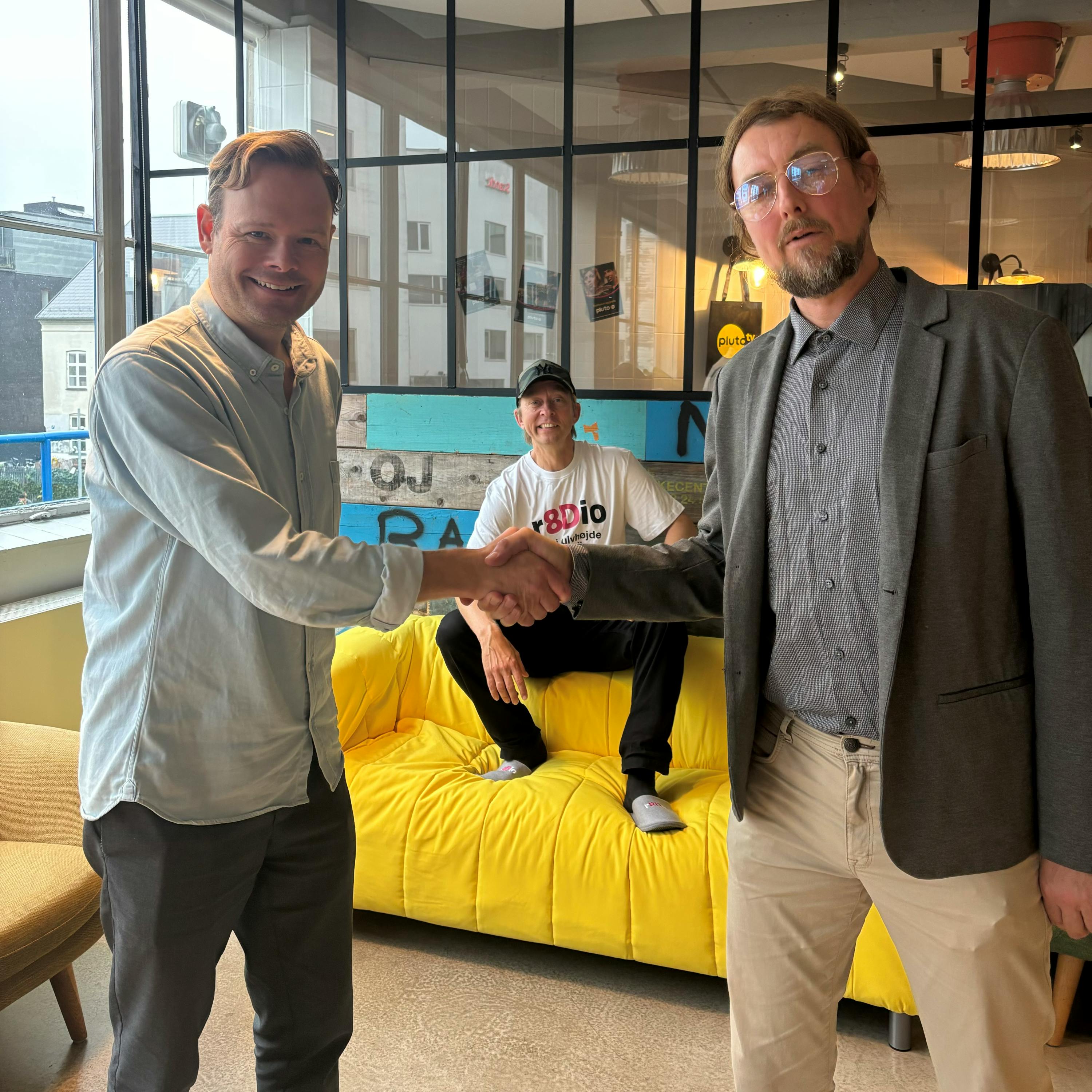 General Manager for Pluto TV Jesper Dahl sammen med Allan Sindberg og Klaus Bundgaard.