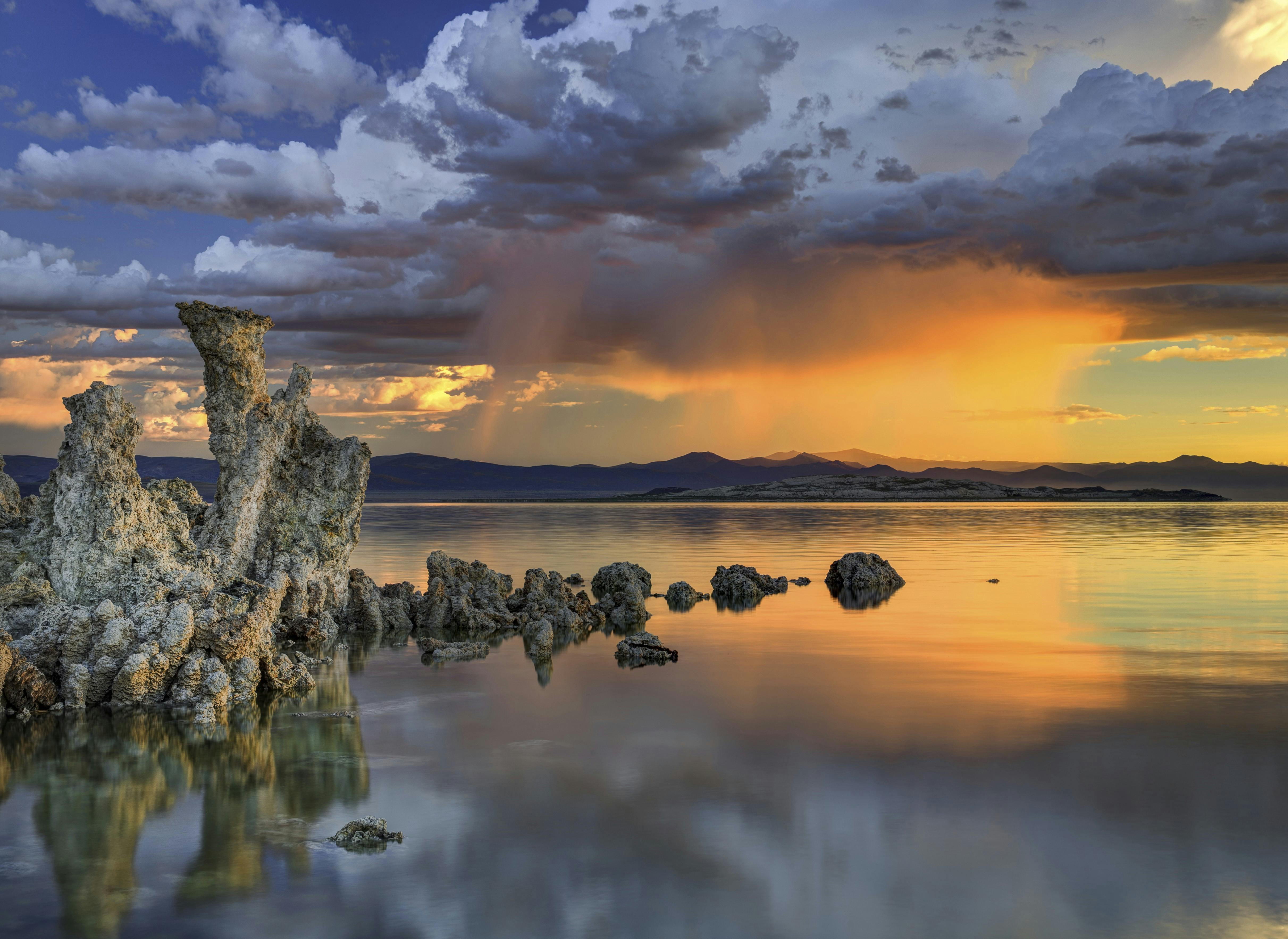 https://imgix.femina.dk/2024-10-31/acp-Mammoth-Mono-Lake--Jeff-Sullivan-MonoCountyFC.jpg