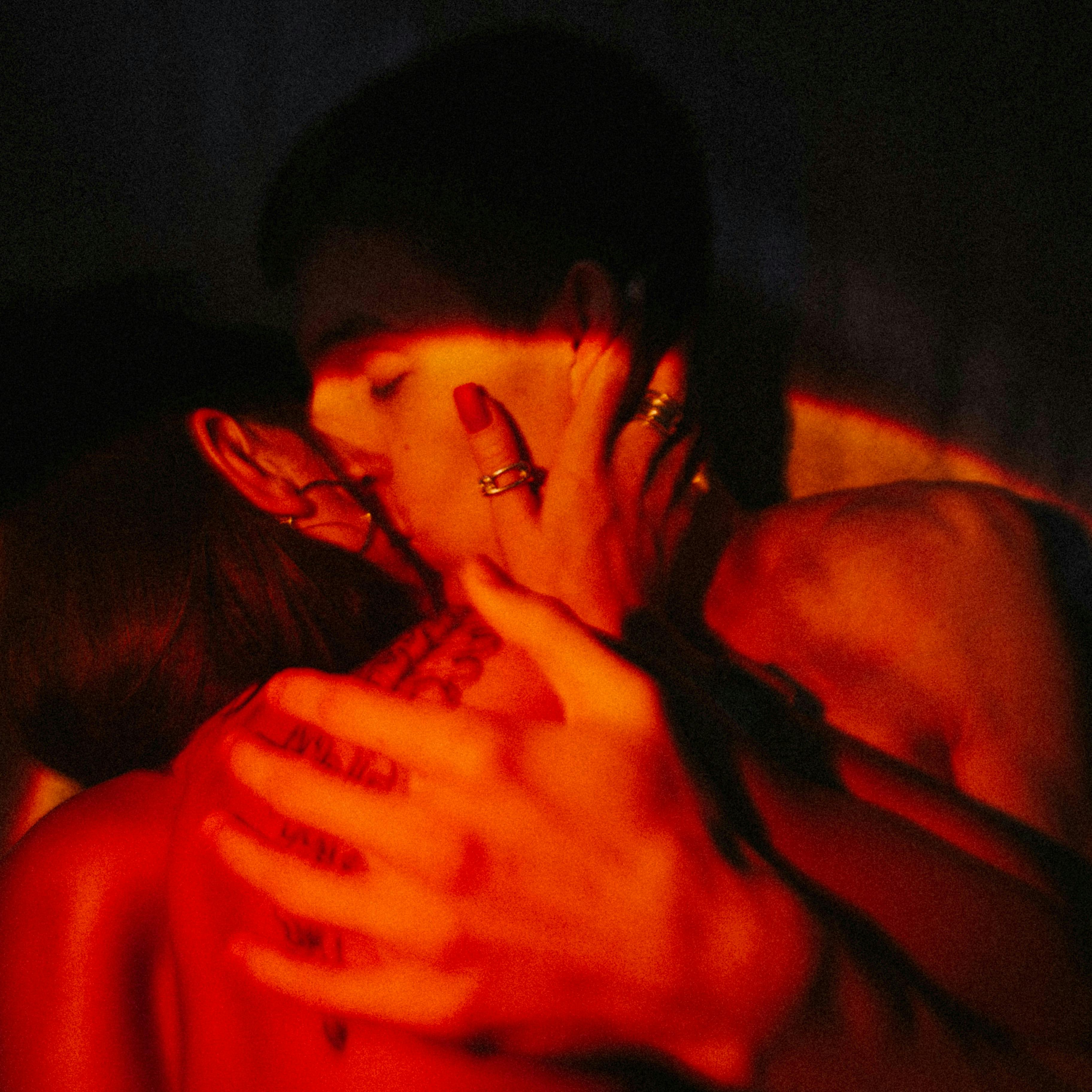 https://imgix.femina.dk/2024-10-31/klara-kulikova-vJBqIIwI4IM-unsplash.jpg