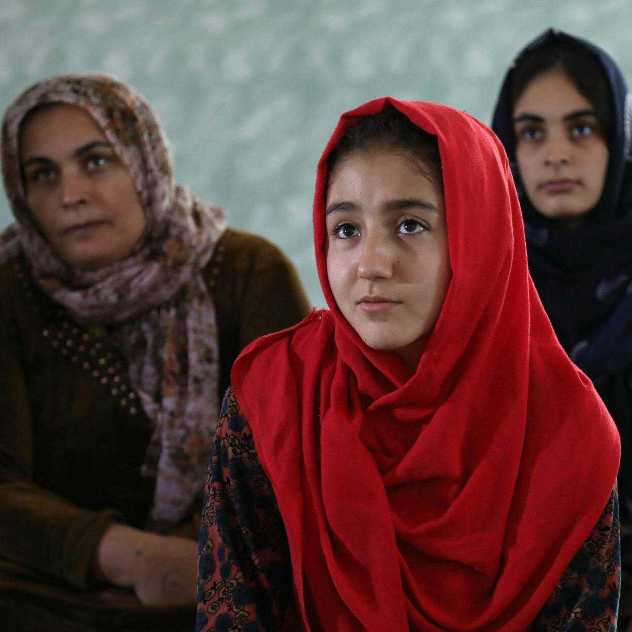 Women and young girl Iraqi