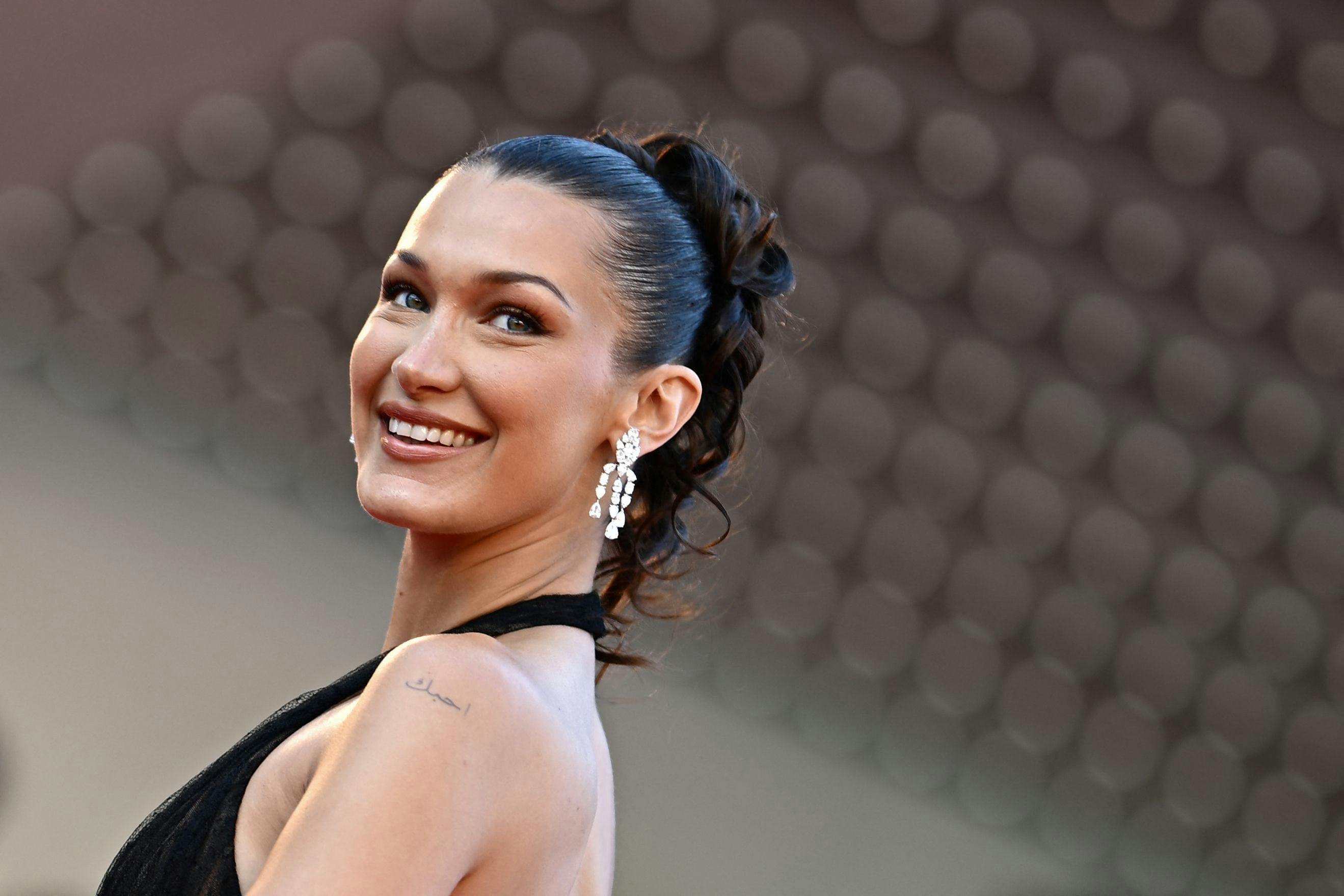 Bella Hadid (Photo by LOIC VENANCE / AFP)