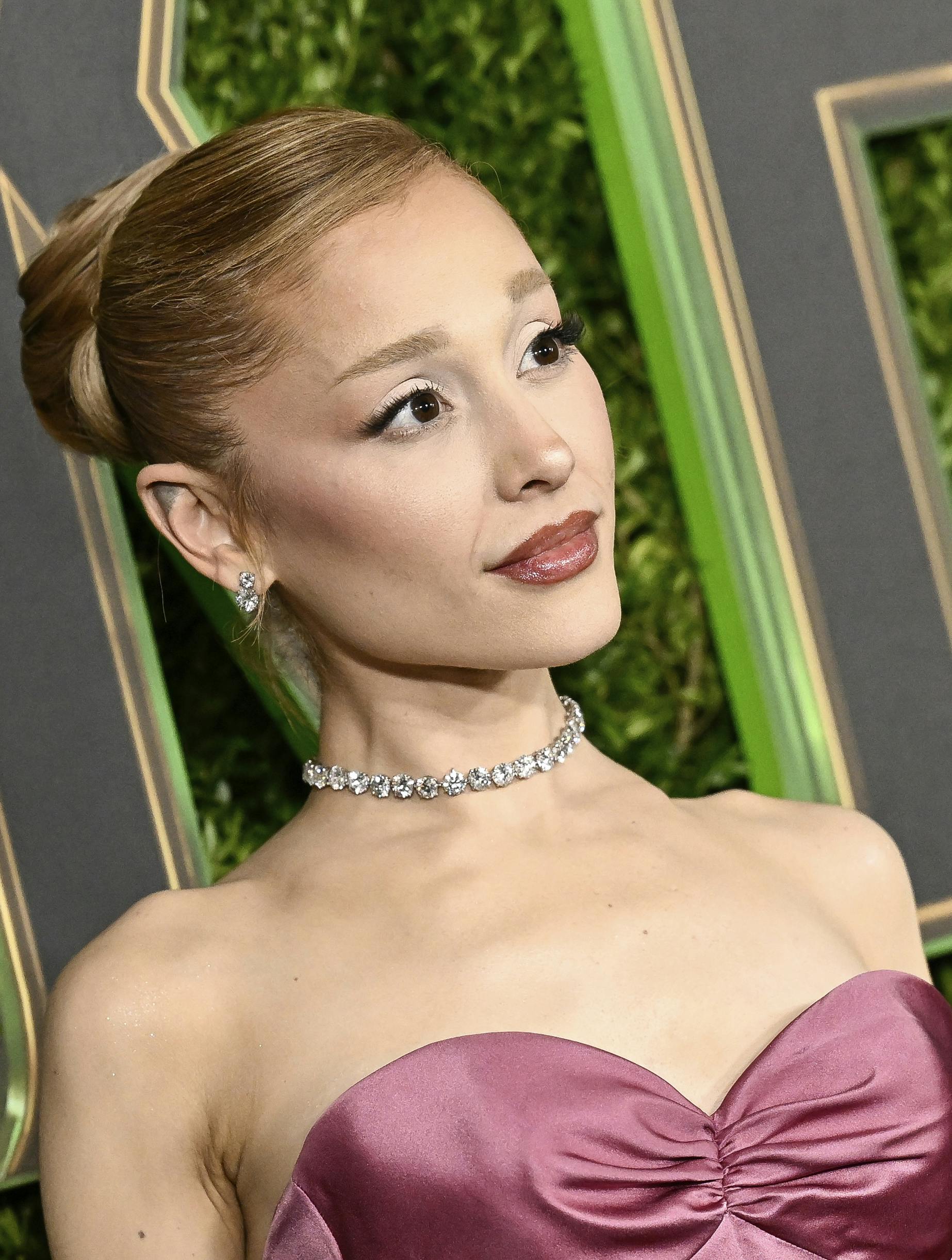 ariana grande wicked