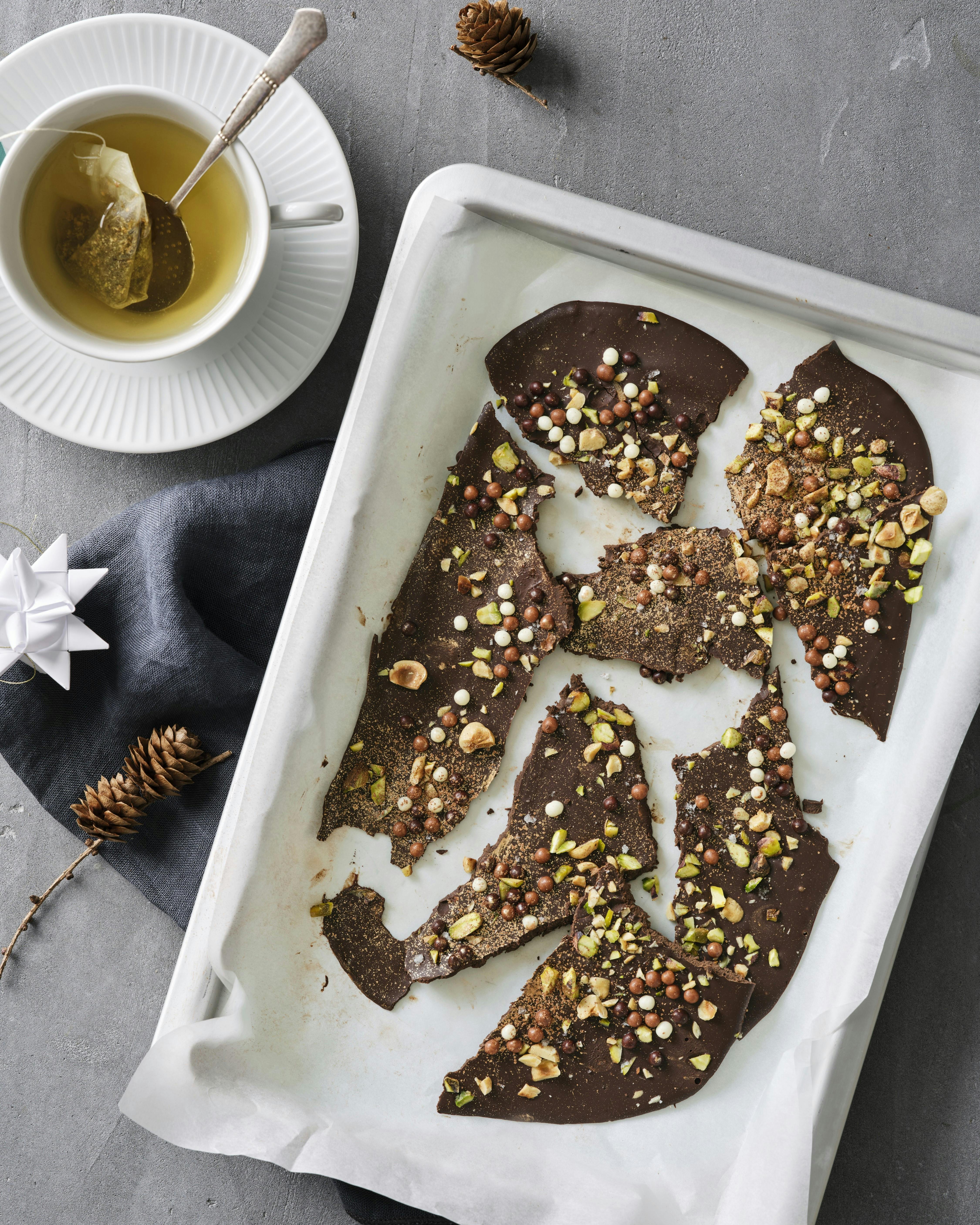 https://imgix.femina.dk/2024-12-10/SO244901_chokoladebrud.jpg