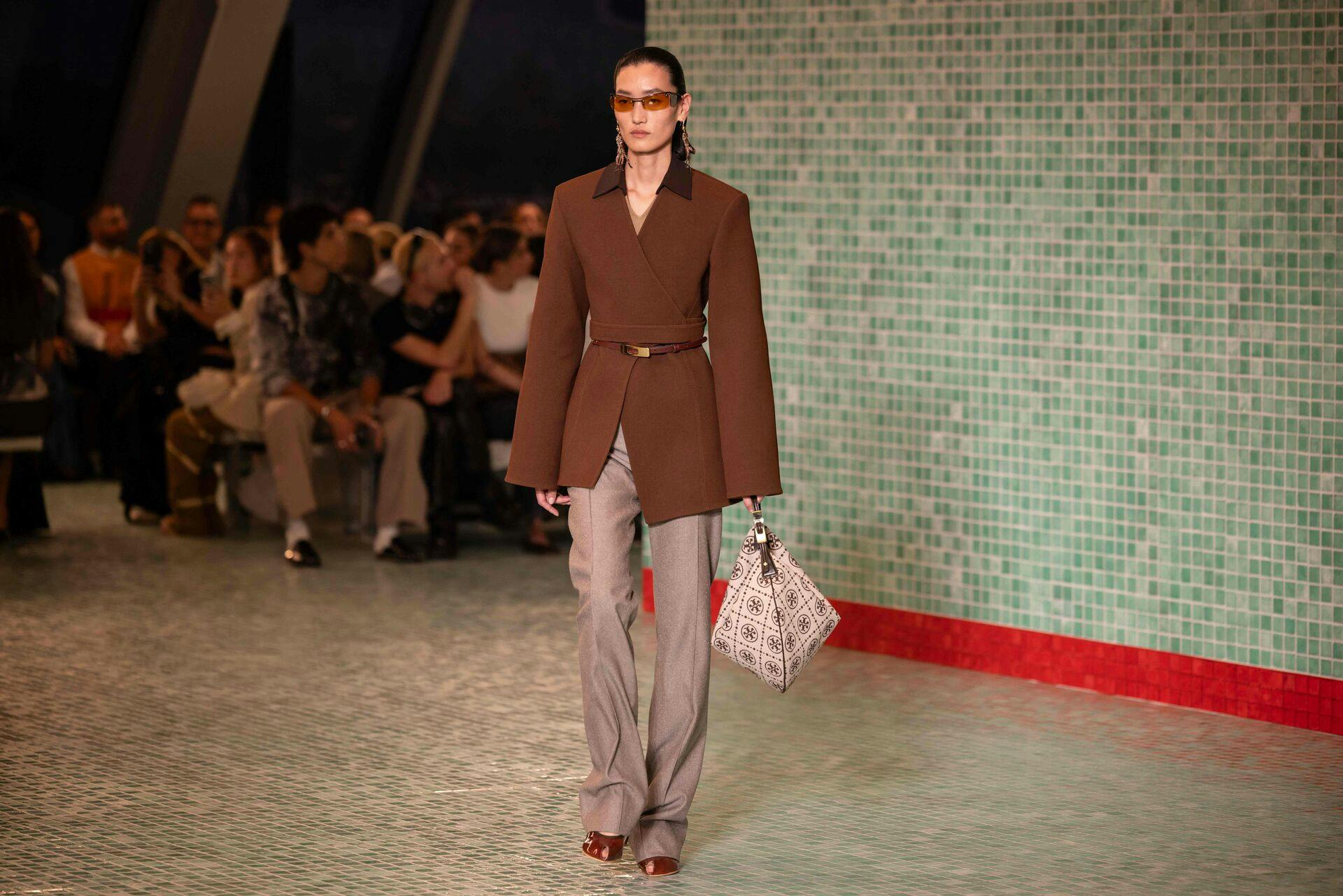 A model walks the runways for Tory Burch during New York Fashion Week in New York on September 9, 2024. (Photo by Yuki IWAMURA / AFP)