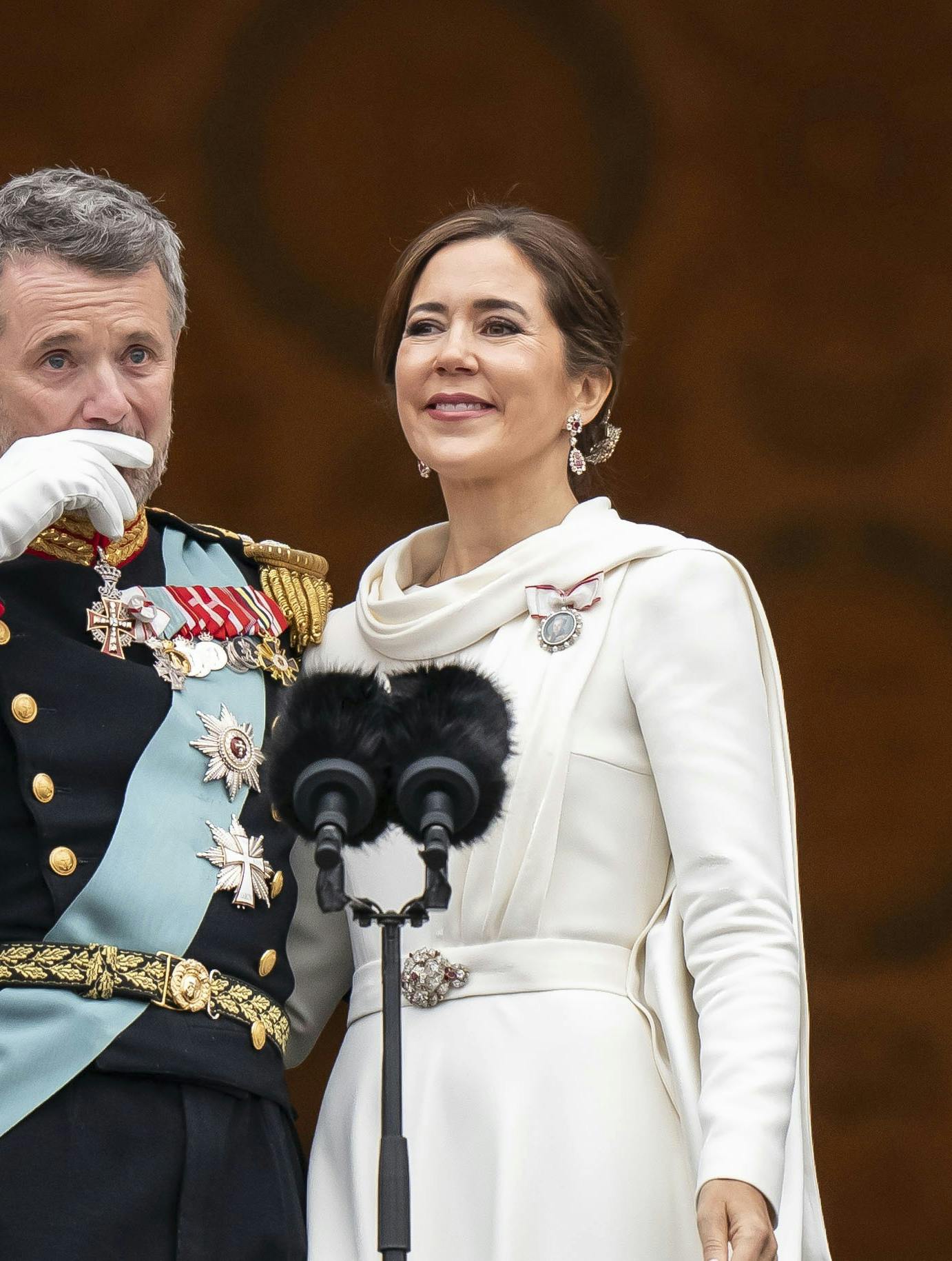 Kong Frederik rørt til tårer