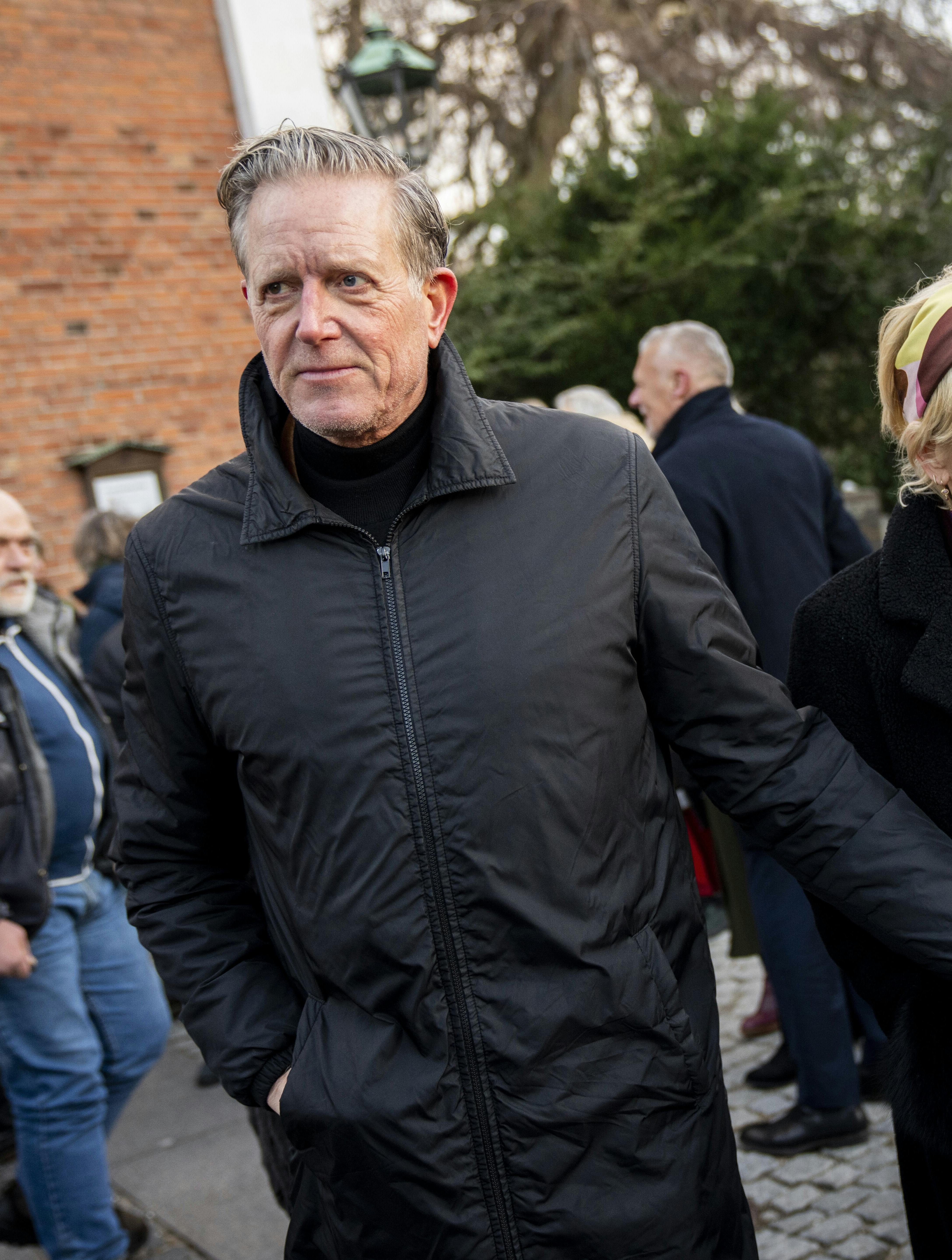 Efter Jytte Abildstrøms død: Falsk profil udgiver sig for at være Peter Mygind